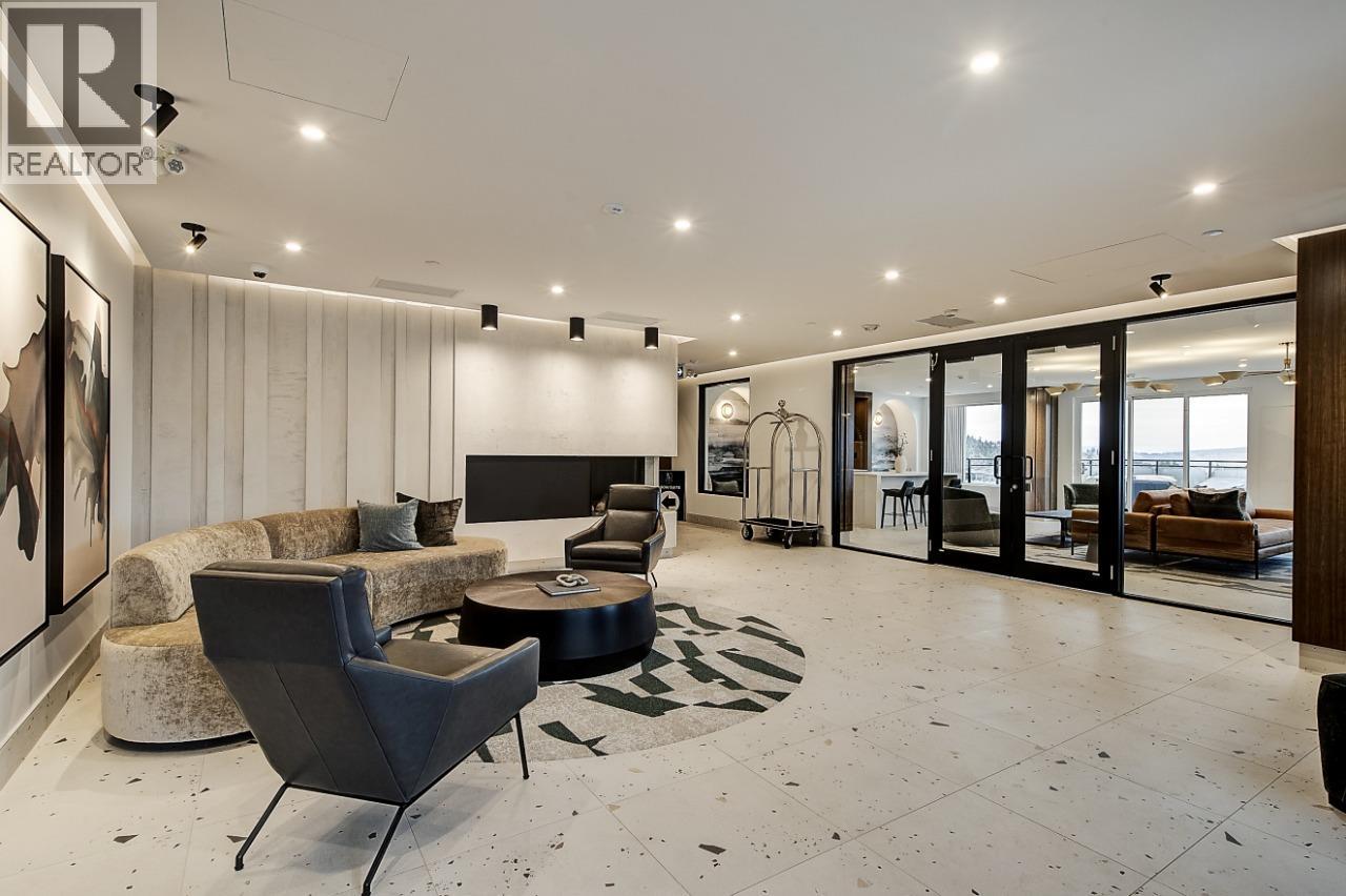 75 Predator Ridge Drive Unit# 205, Vernon, British Columbia  V1H 2H1 - Photo 4 - 10383415