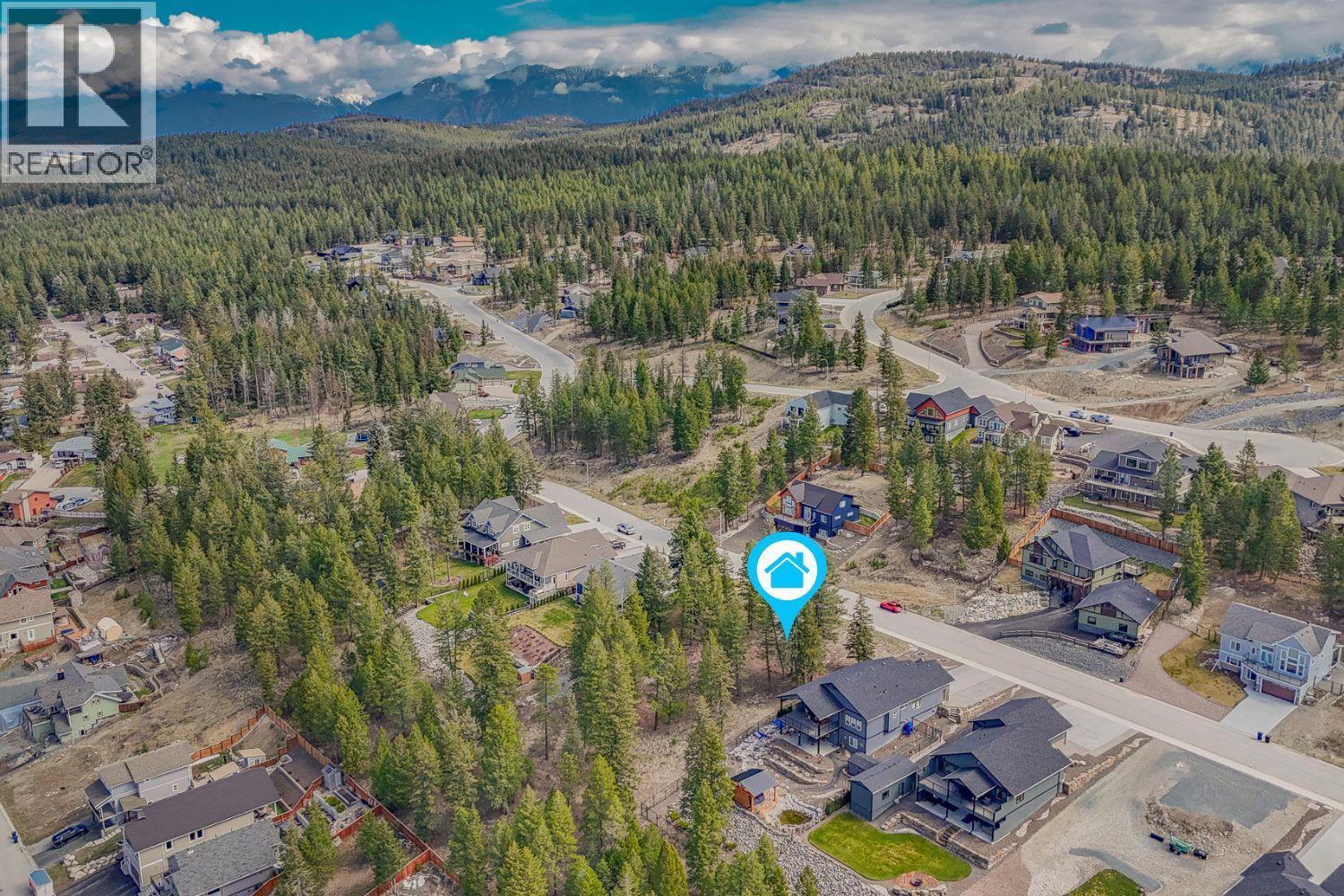 1513 Abel Avenue, Cranbrook, British Columbia  V1C 0C4 - Photo 2 - 10383309