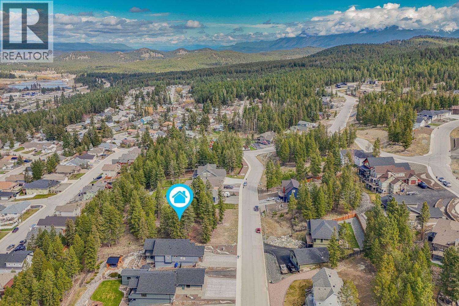 1513 Abel Avenue, Cranbrook, British Columbia  V1C 0C4 - Photo 3 - 10383309