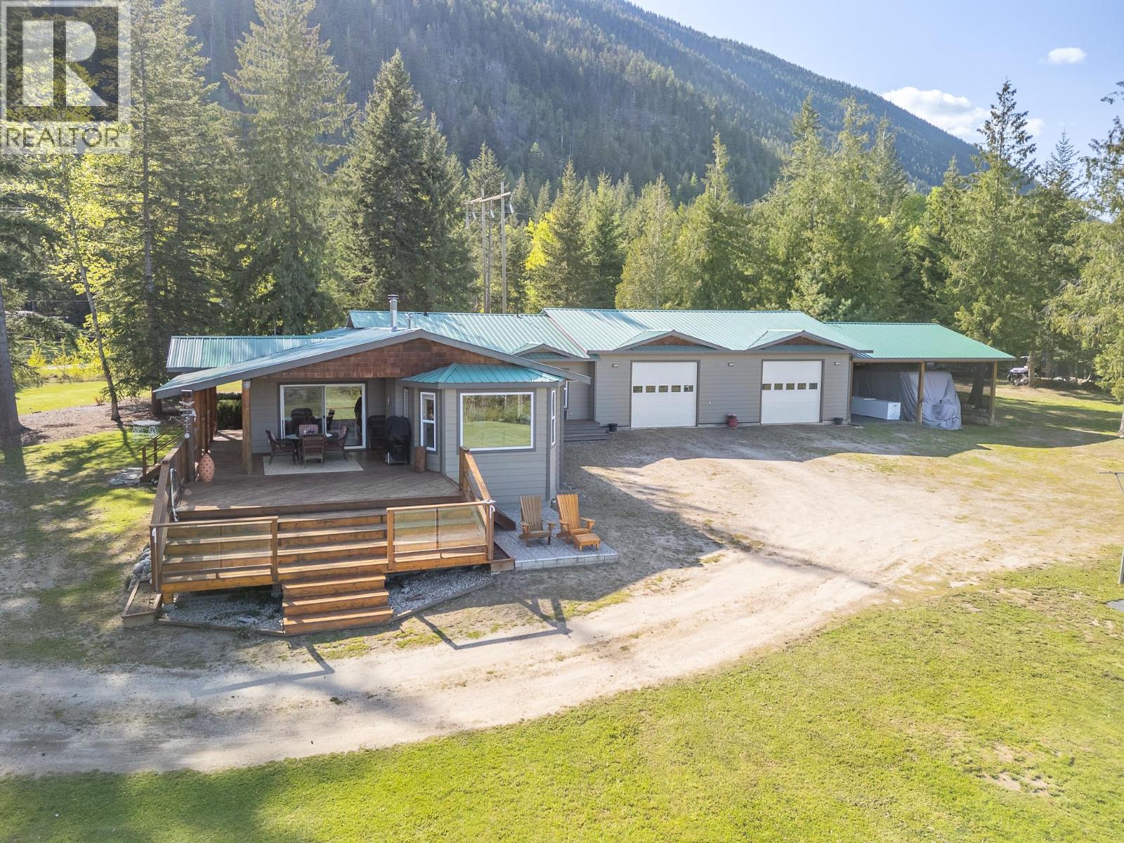 285 Kault Hill Road, Salmon Arm, British Columbia  V1E 3A4 - Photo 17 - 10383275