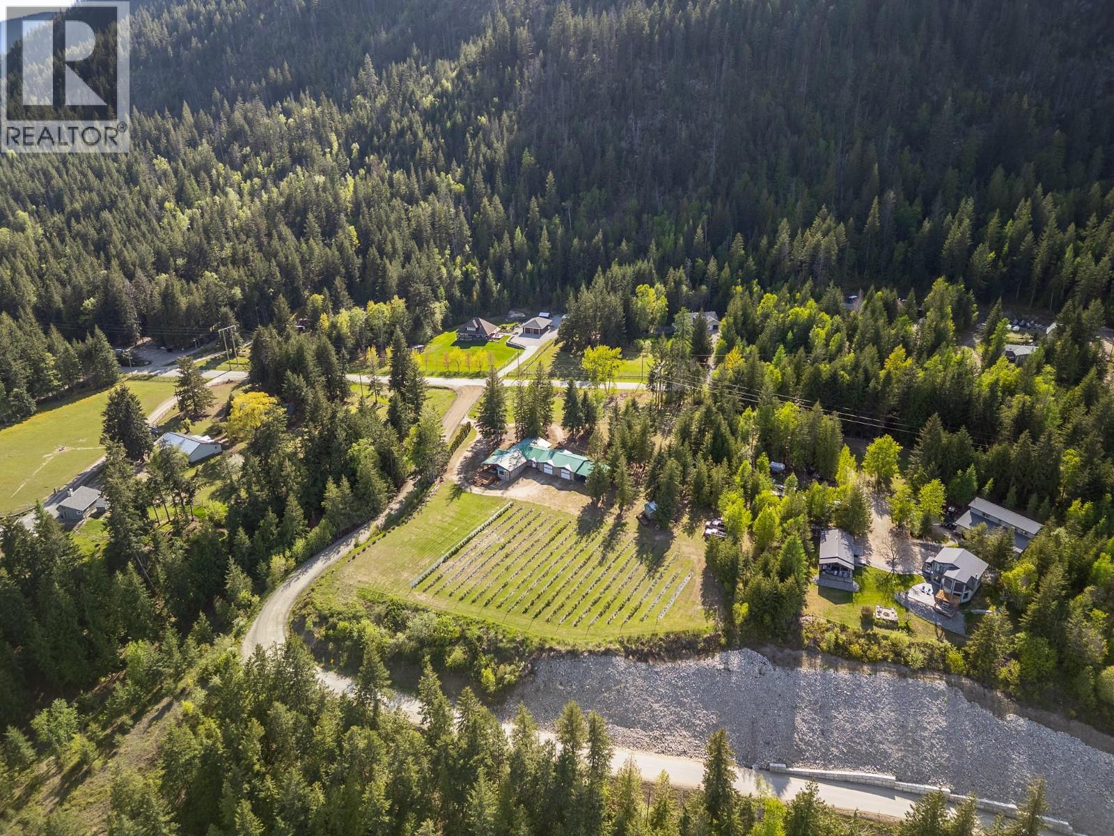 285 Kault Hill Road, Salmon Arm, British Columbia  V1E 3A4 - Photo 6 - 10383275