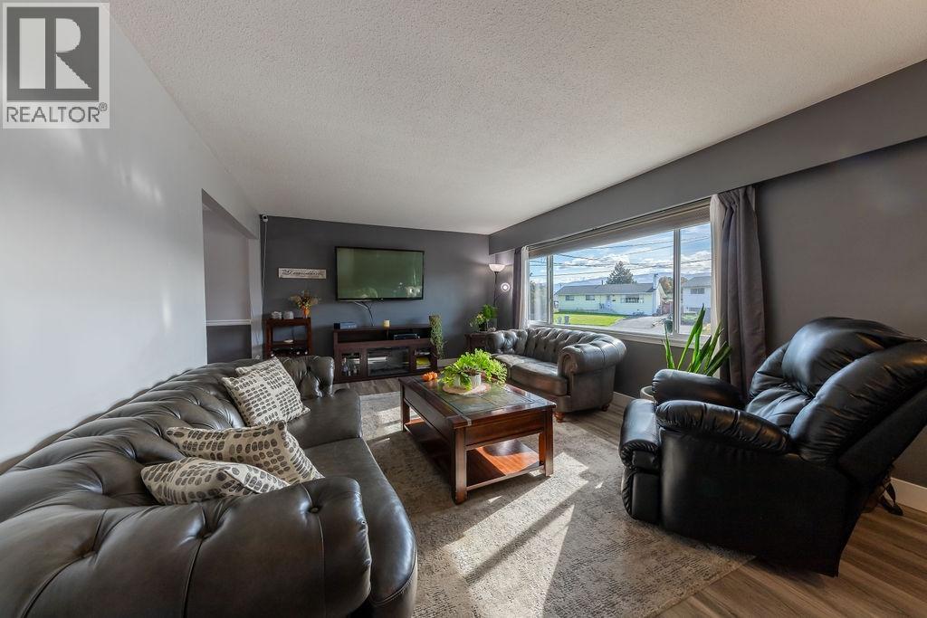 918 Cranbrook Place, Kamloops, British Columbia  V2B 2A8 - Photo 10 - 10383211