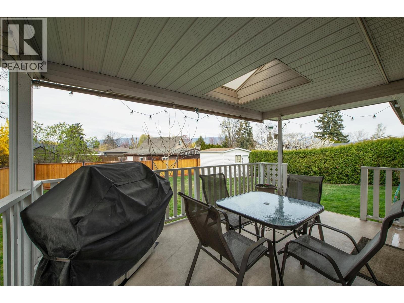 2640 Gordon Drive, Kelowna, British Columbia  V1W 3R2 - Photo 20 - 10375621