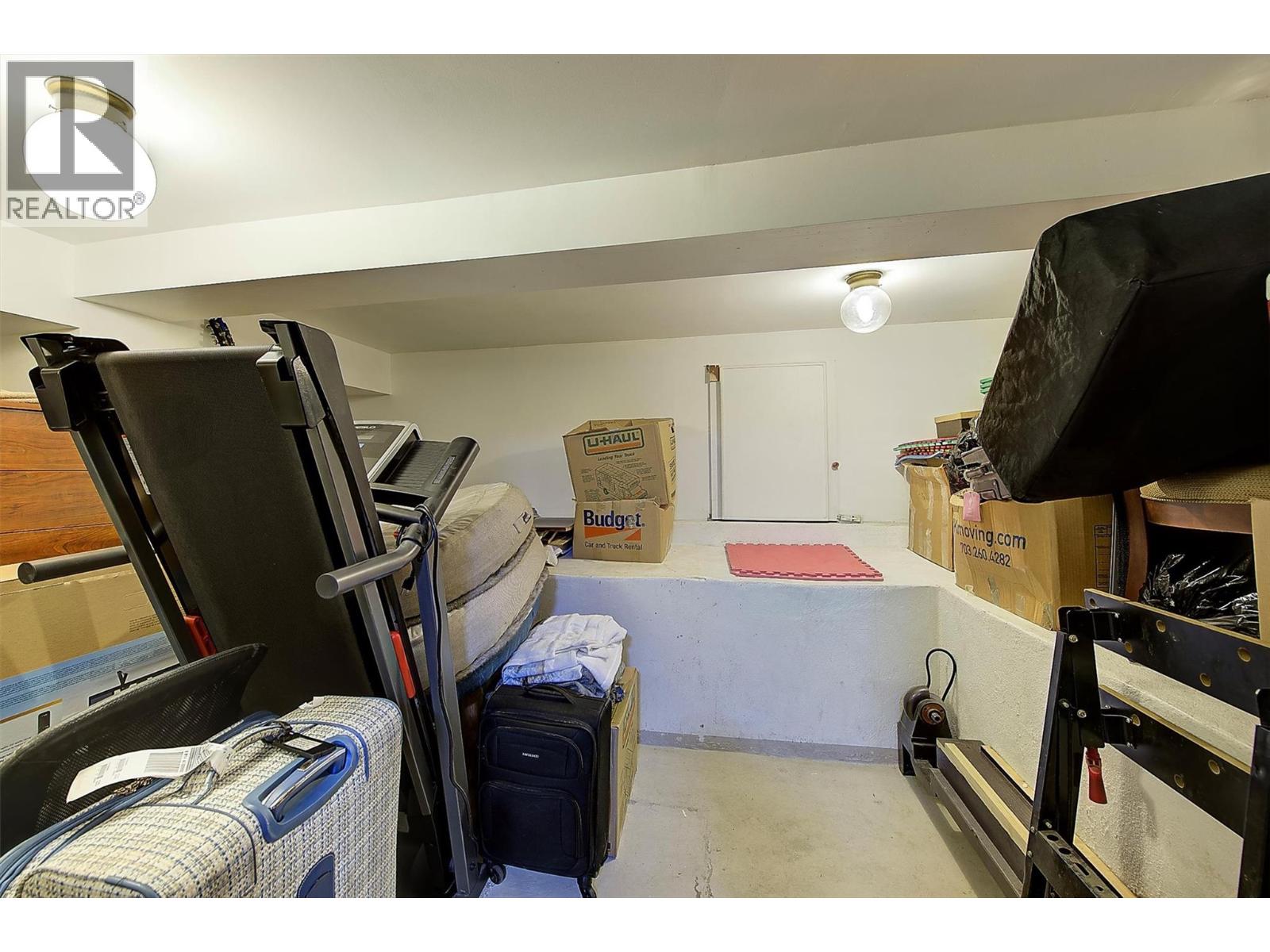 2640 Gordon Drive, Kelowna, British Columbia  V1W 3R2 - Photo 42 - 10375621