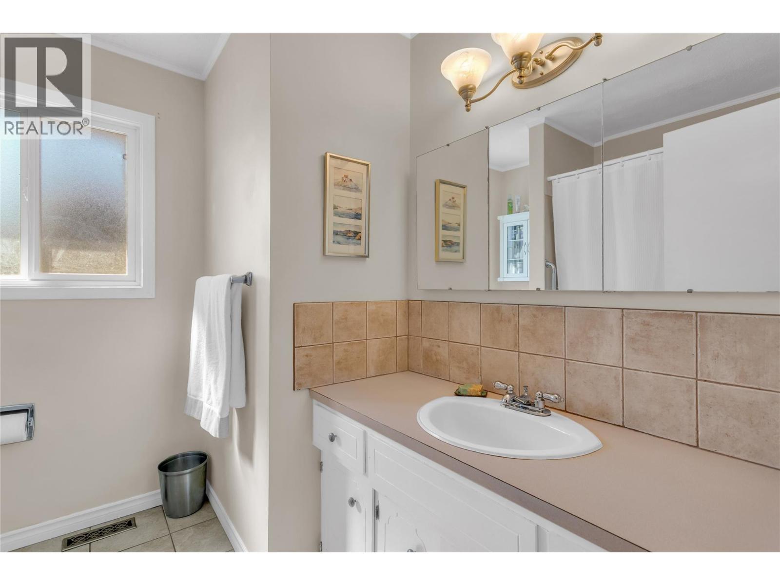 575 Stirling Road, Kelowna, British Columbia  V1X 3X4 - Photo 19 - 10383286