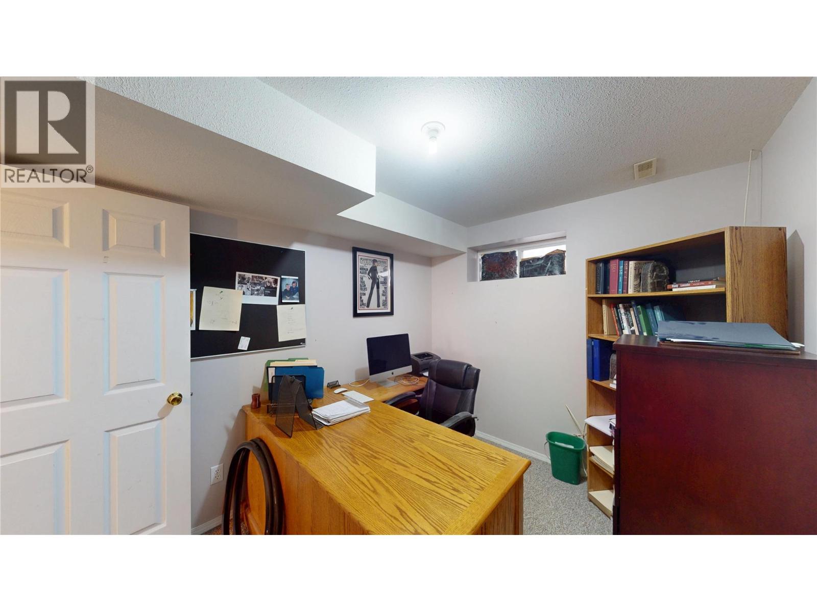 801 24th Avenue N, Cranbrook, British Columbia  V1C 6J4 - Photo 28 - 10383318