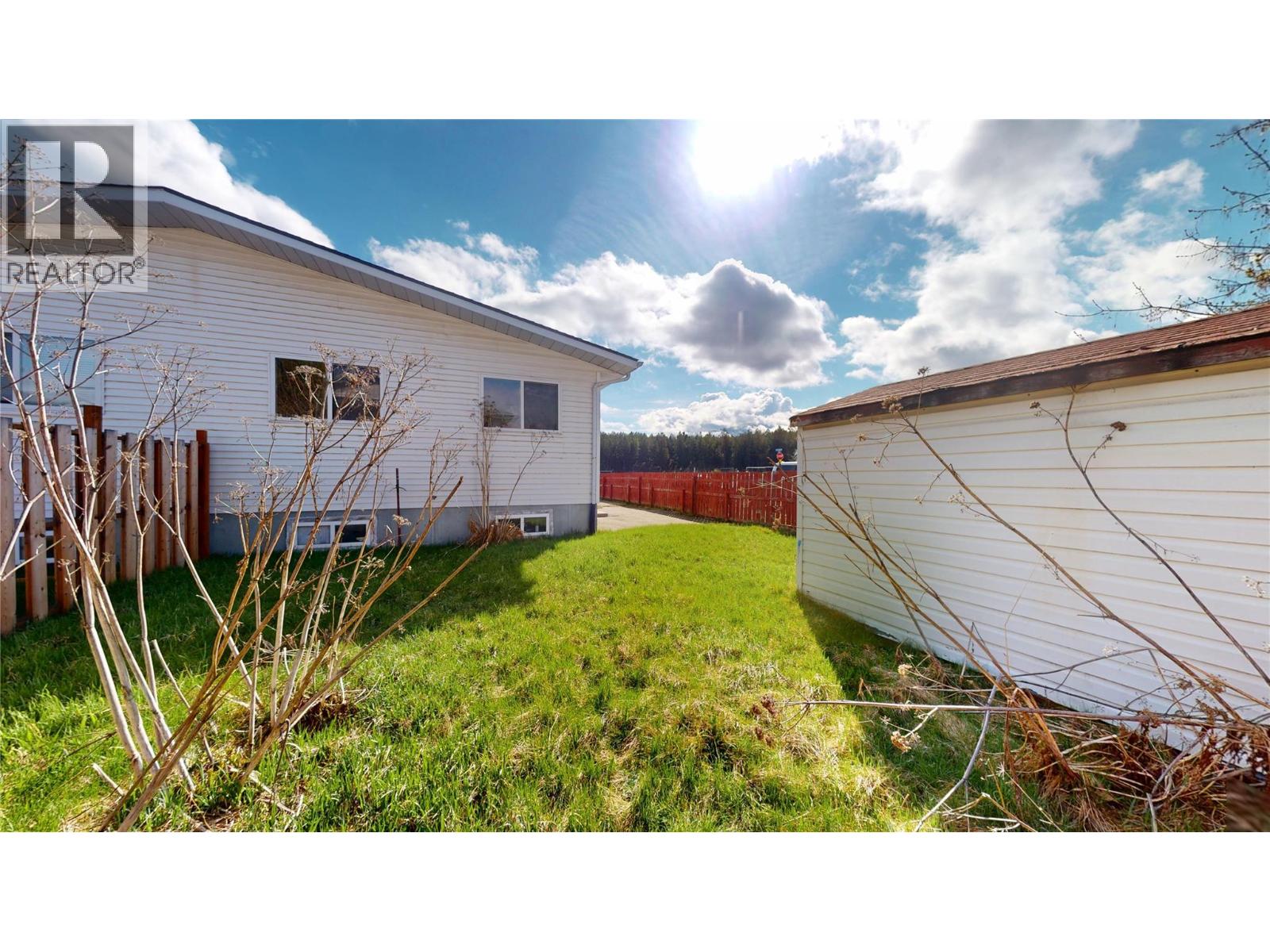 801 24th Avenue N, Cranbrook, British Columbia  V1C 6J4 - Photo 32 - 10383318