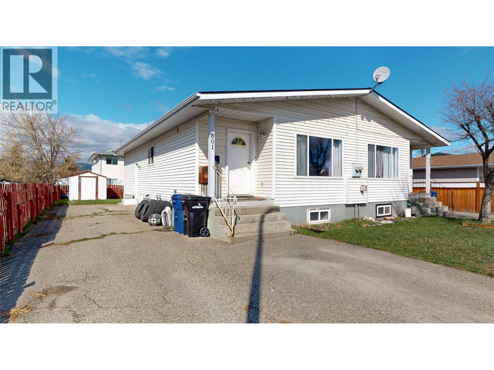 801 24th Avenue N, Cranbrook, British Columbia  V1C 6J4 - Photo 5 - 10383318