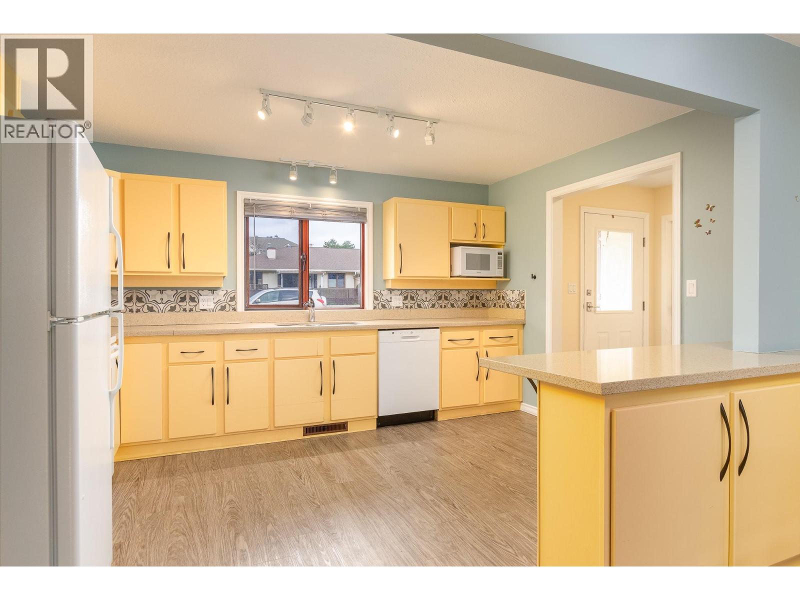 151 8 Avenue Sw Unit# 11, Salmon Arm, British Columbia  V1E 1B9 - Photo 10 - 10383245