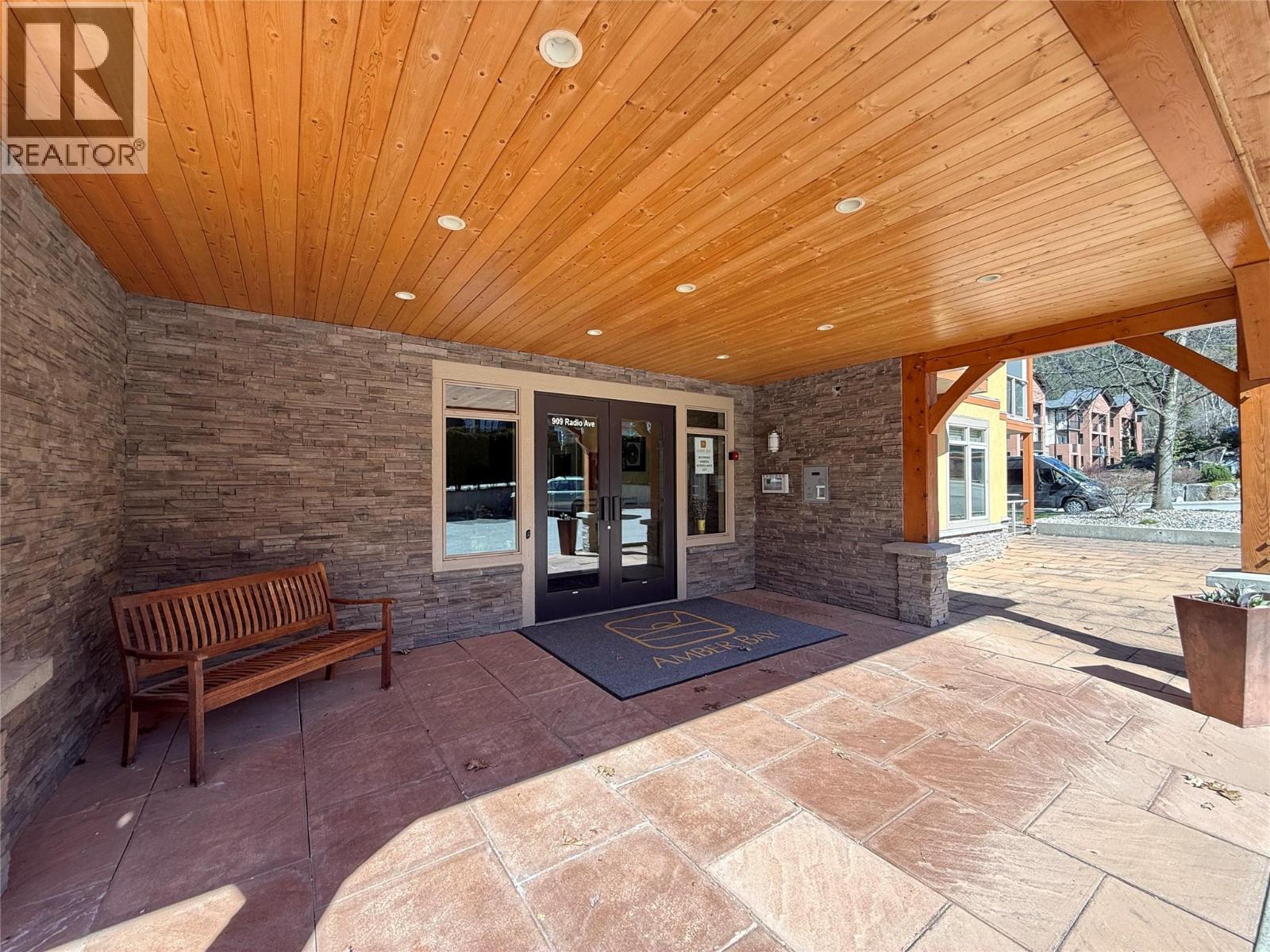909 Radio Avenue Unit# 302, Nelson, British Columbia  V1L 3L2 - Photo 4 - 10383171