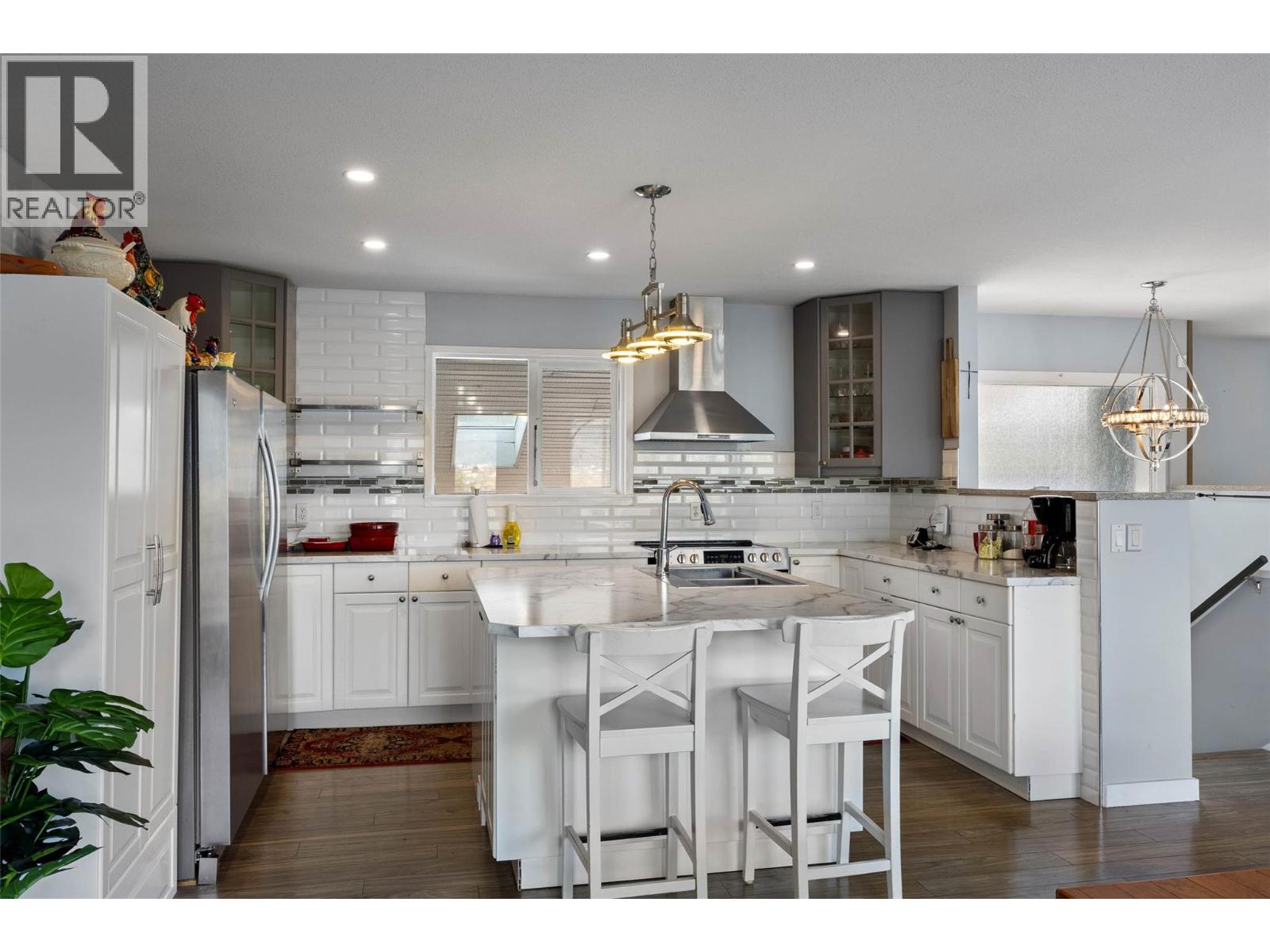 1200 Bay Drive, Chase, British Columbia  V0E 1M0 - Photo 10 - 10382685