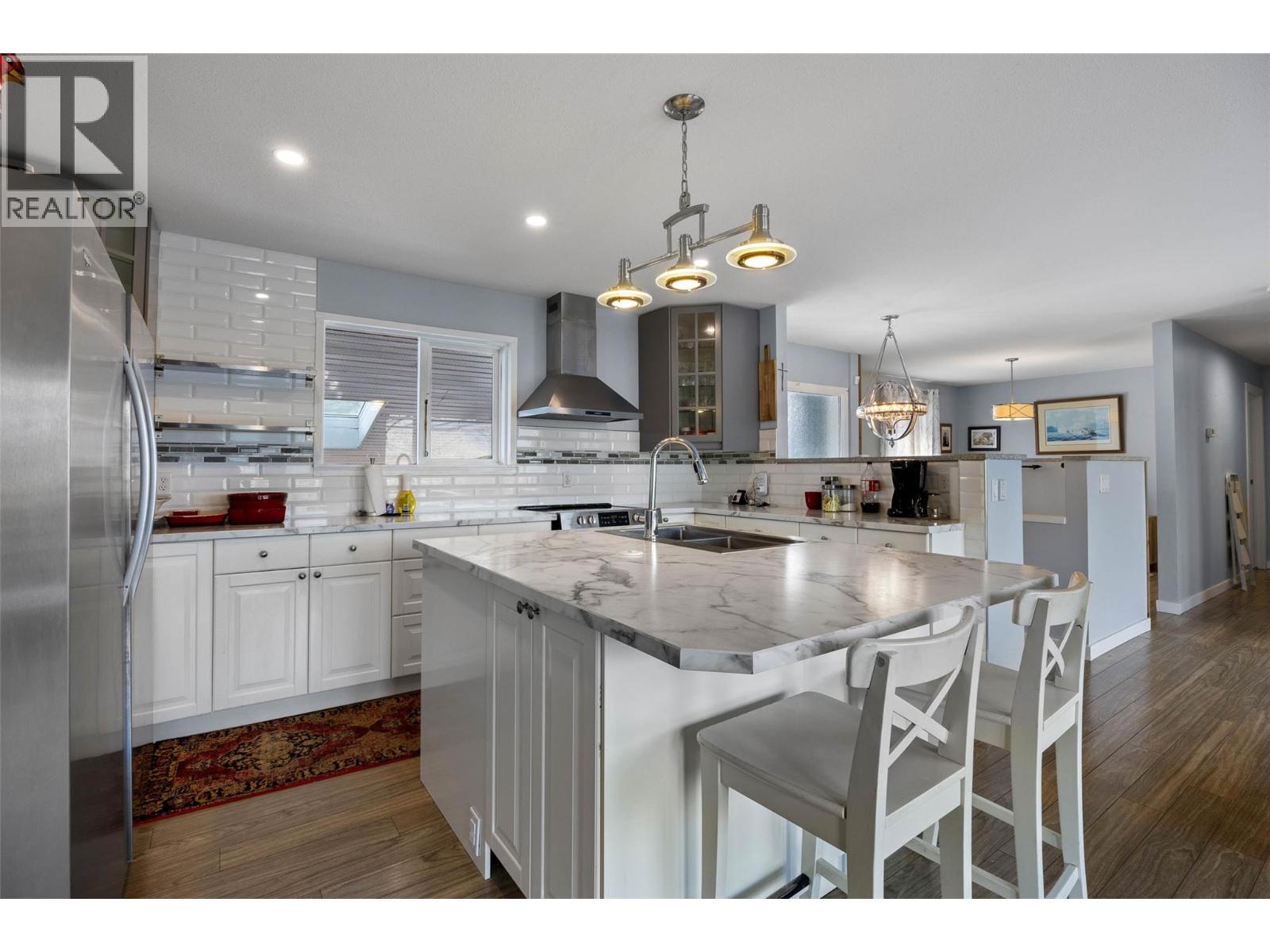 1200 Bay Drive, Chase, British Columbia  V0E 1M0 - Photo 11 - 10382685