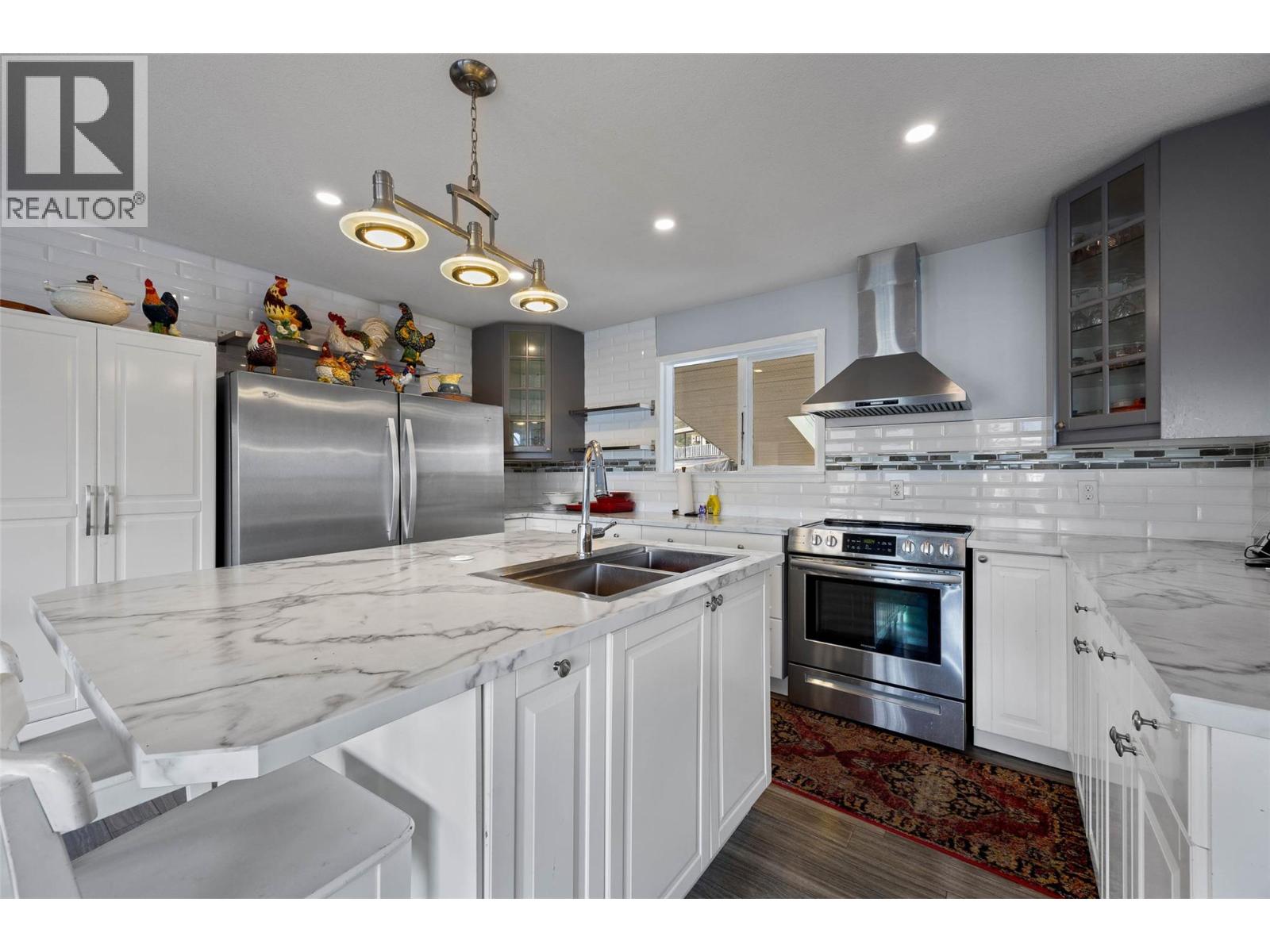 1200 Bay Drive, Chase, British Columbia  V0E 1M0 - Photo 12 - 10382685