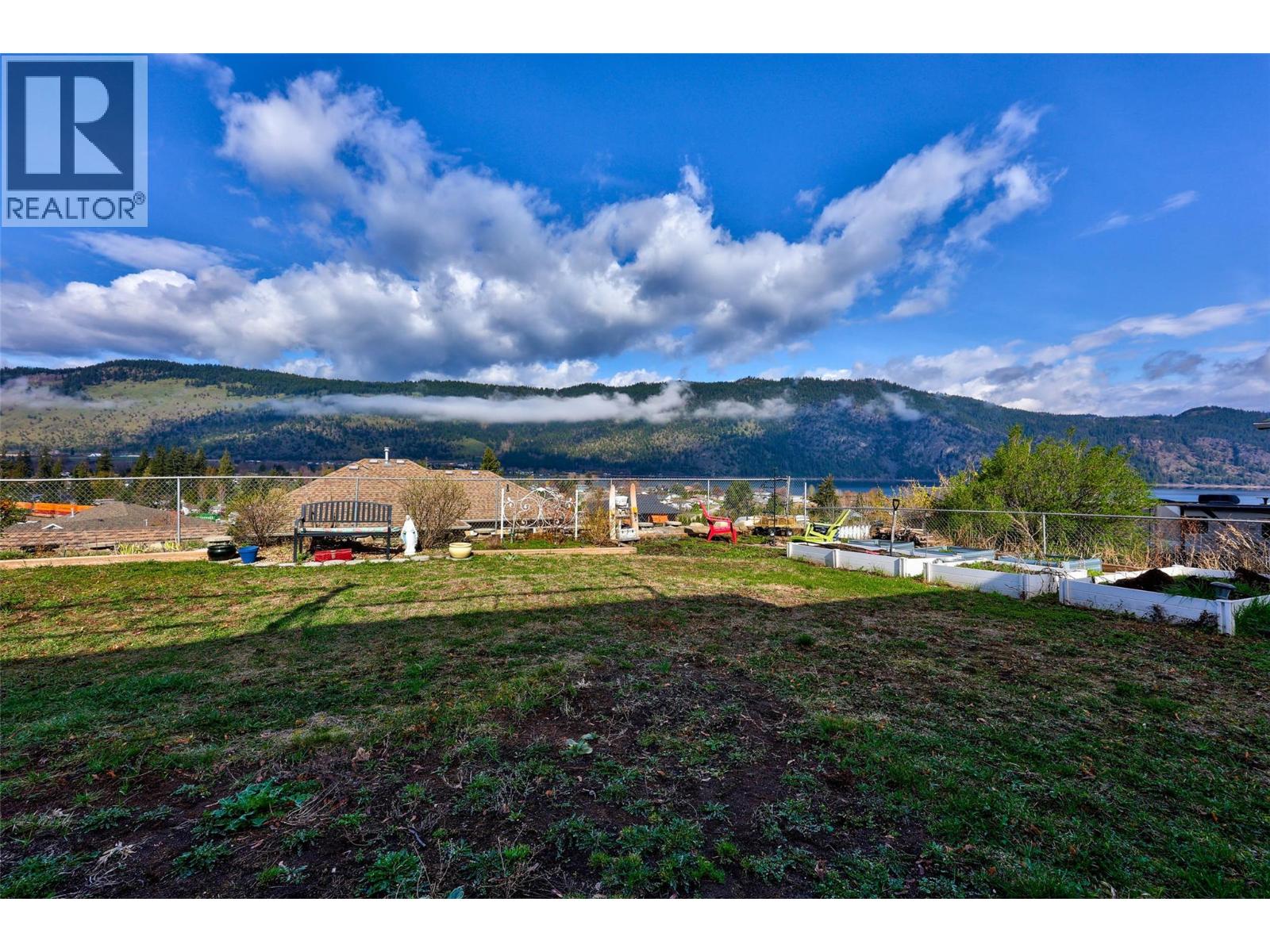 1200 Bay Drive, Chase, British Columbia  V0E 1M0 - Photo 29 - 10382685