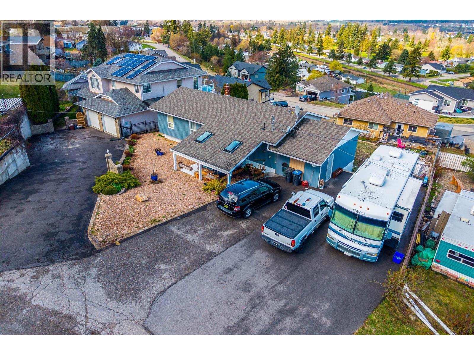 1200 Bay Drive, Chase, British Columbia  V0E 1M0 - Photo 38 - 10382685