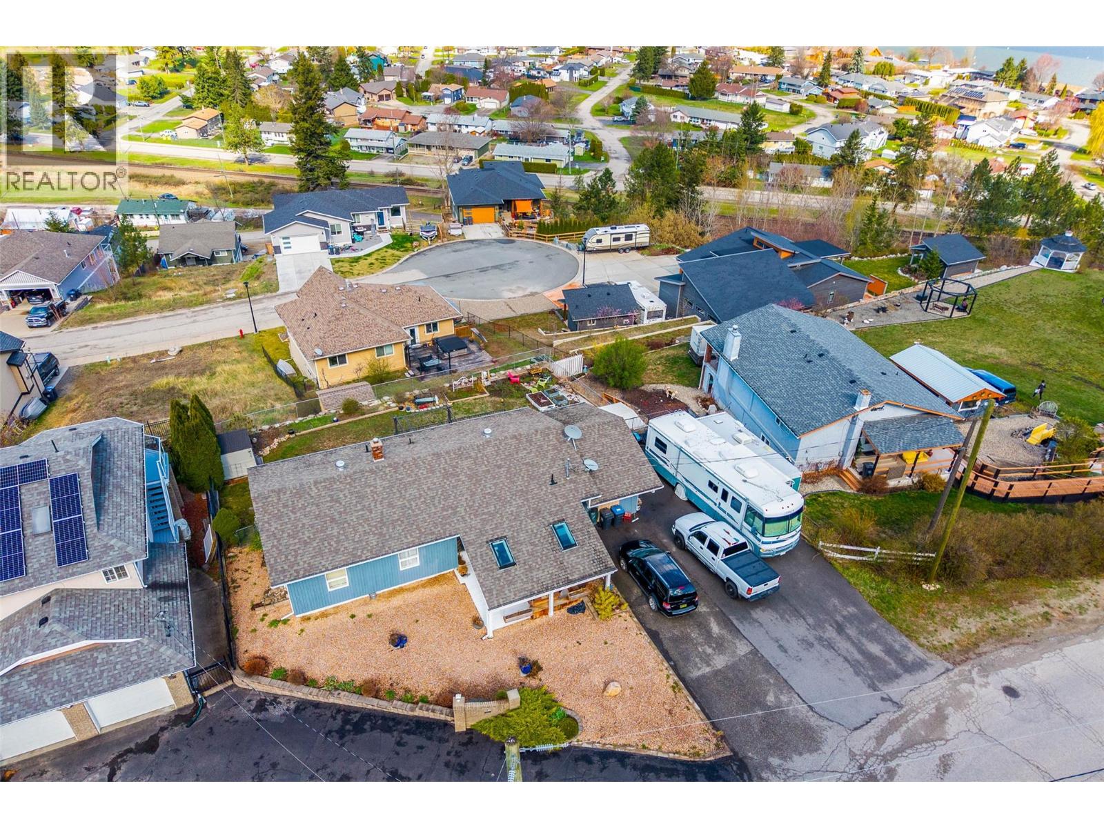 1200 Bay Drive, Chase, British Columbia  V0E 1M0 - Photo 40 - 10382685