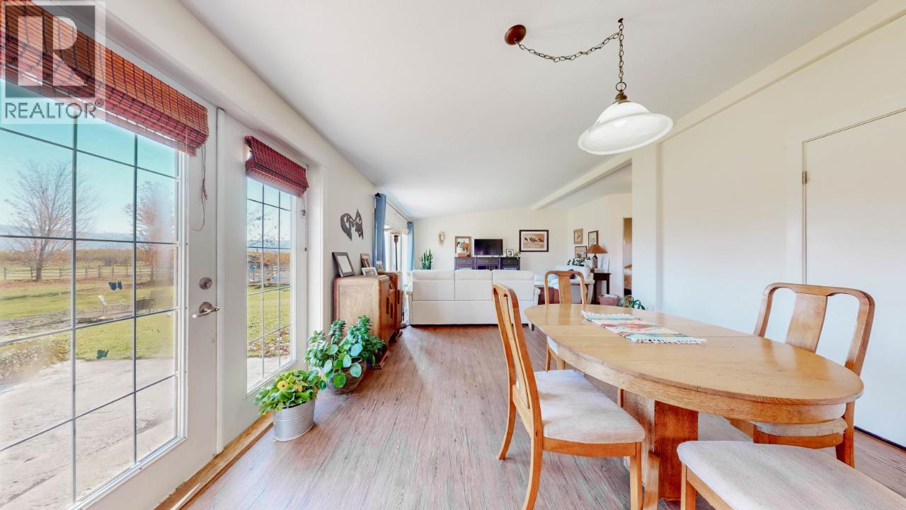 3405 107th Street, Osoyoos, British Columbia  V0H 1V4 - Photo 9 - 10383425