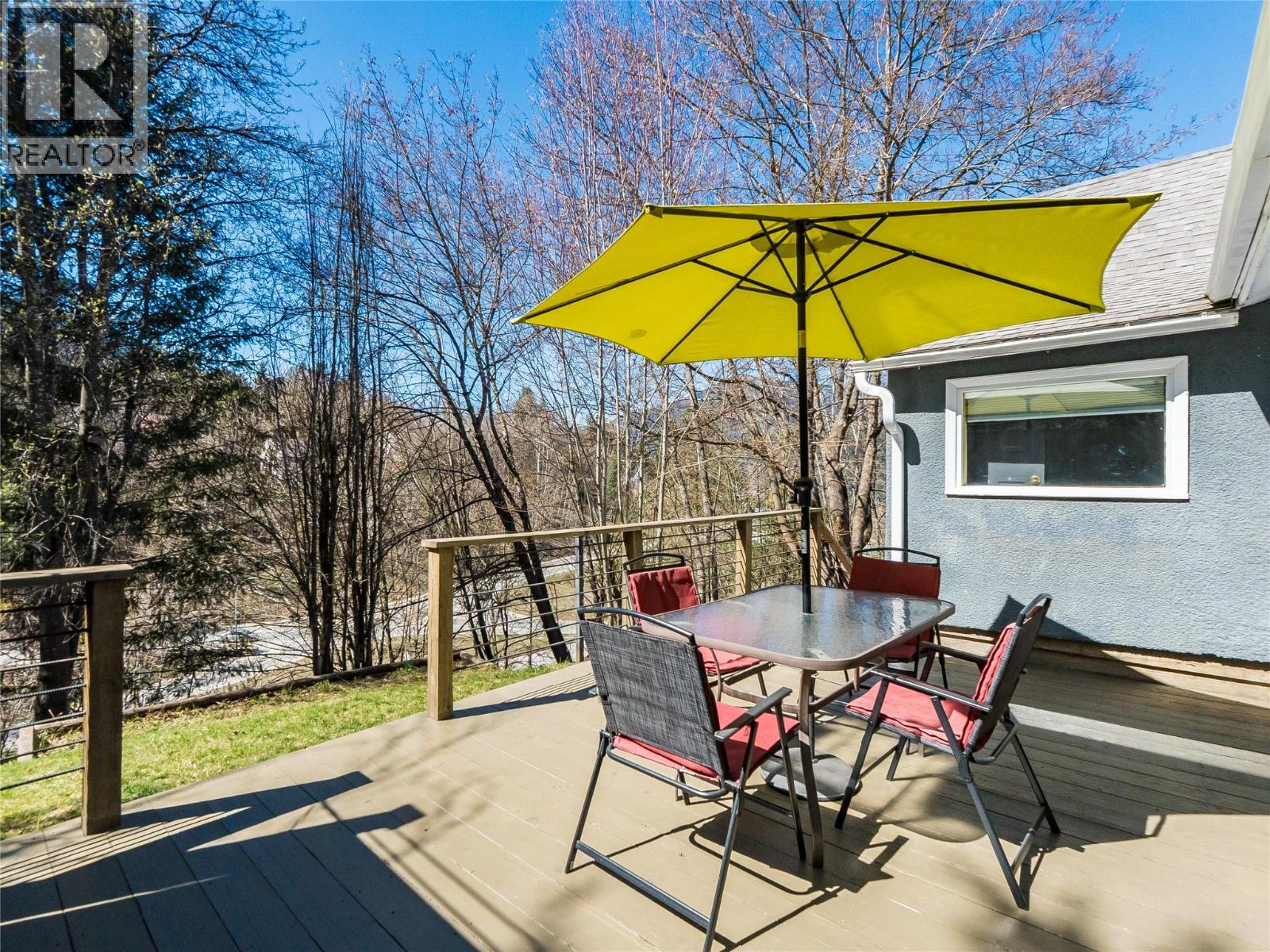 1320 Falls Street, Nelson, British Columbia  V1L 1J4 - Photo 28 - 10383379