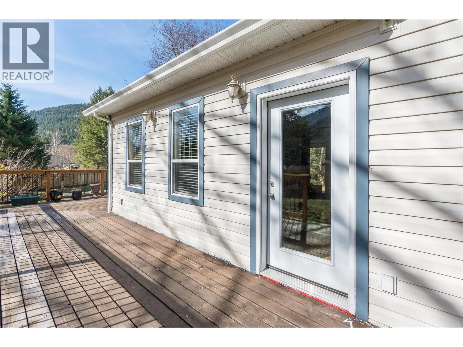 2451 Cunningham Road, Slocan Park, British Columbia  V0G 2E0 - Photo 50 - 10383257