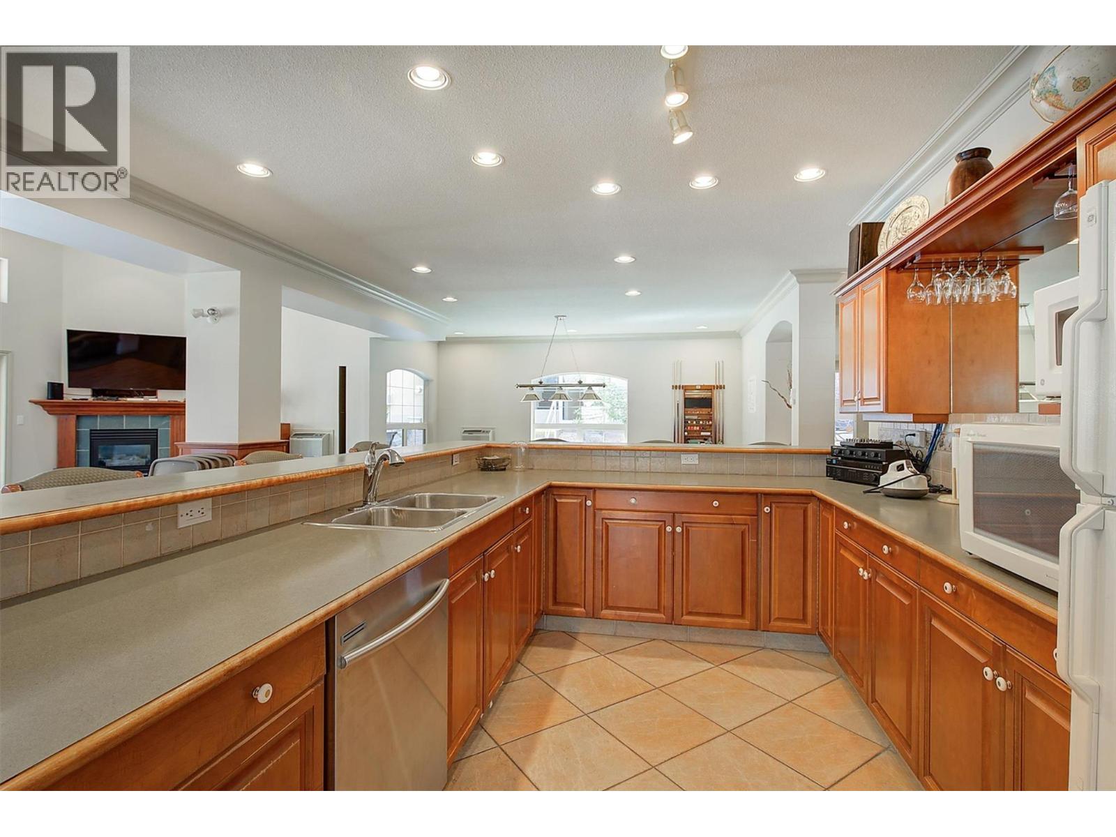 3890 Brown Road Unit# 215, West Kelowna, British Columbia  V4T 2J5 - Photo 33 - 10383030