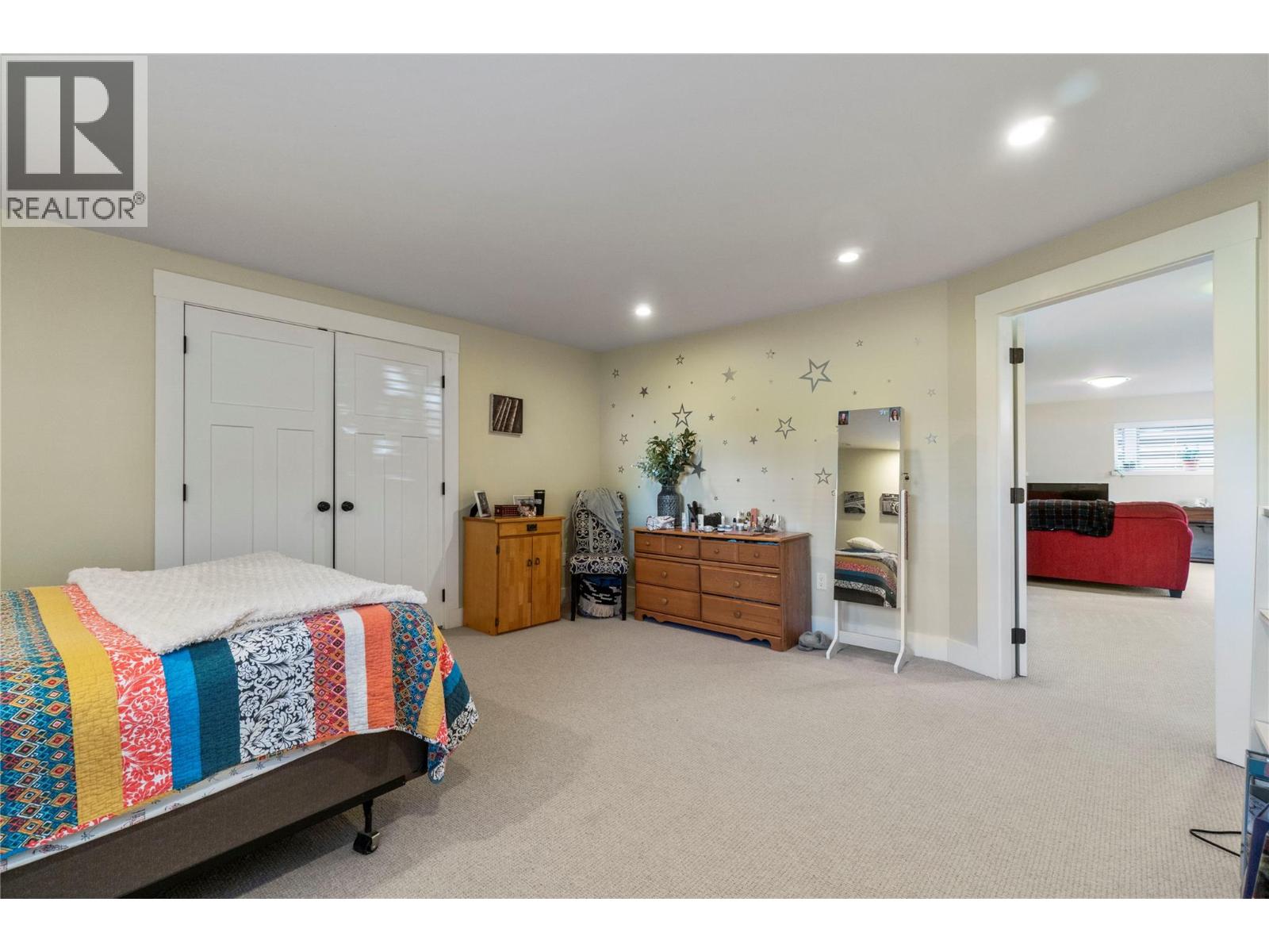 1050 9 Avenue Ne, Salmon Arm, British Columbia  V1E 4A8 - Photo 40 - 10383100