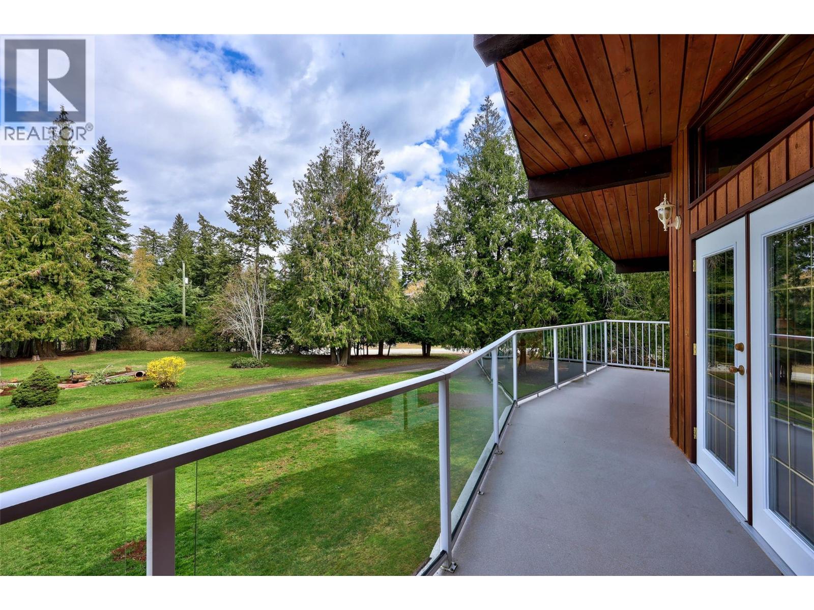 906 Dilworth Road, Sorrento, British Columbia  V0E 2W1 - Photo 16 - 10382690