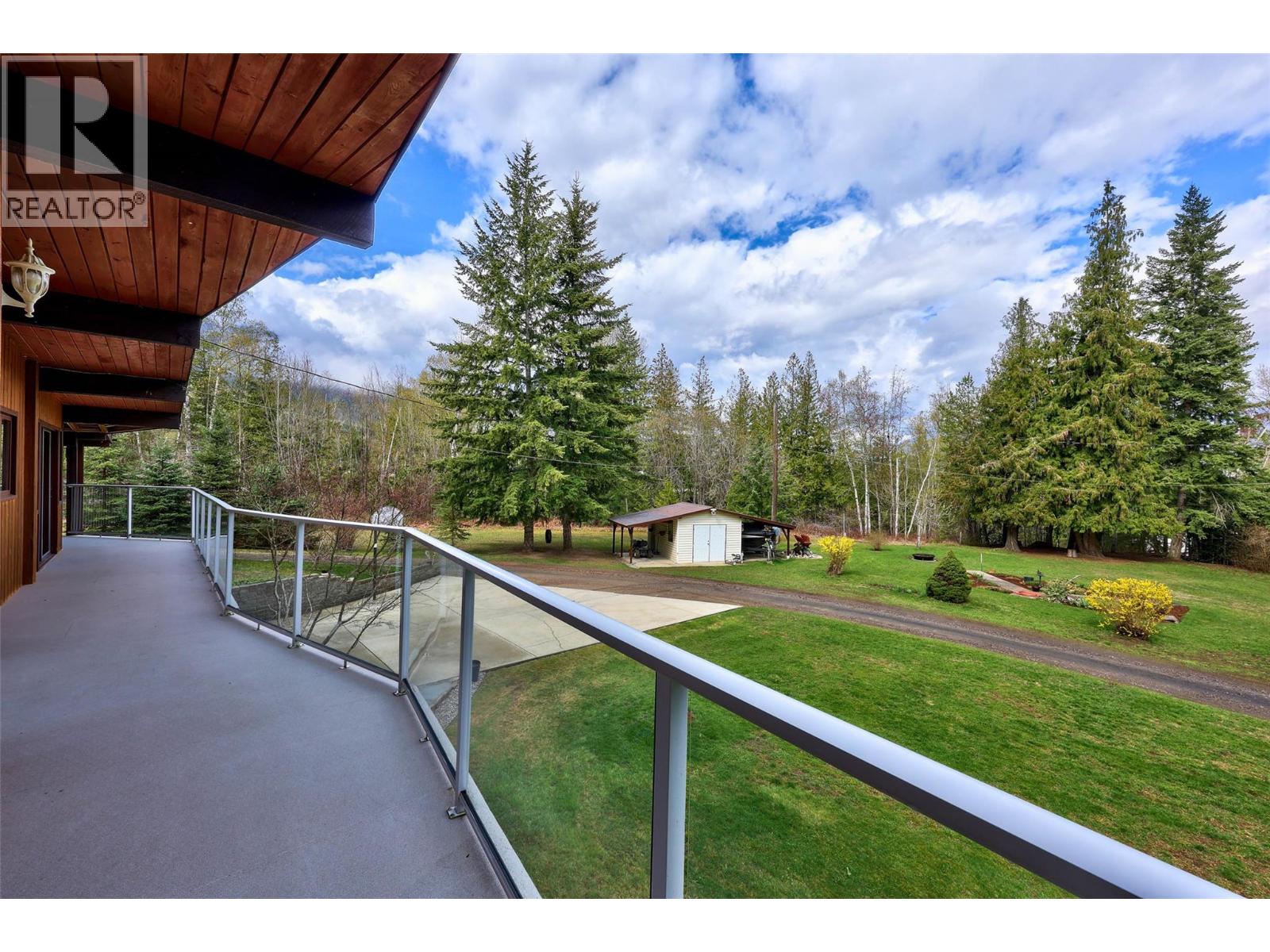 906 Dilworth Road, Sorrento, British Columbia  V0E 2W1 - Photo 17 - 10382690