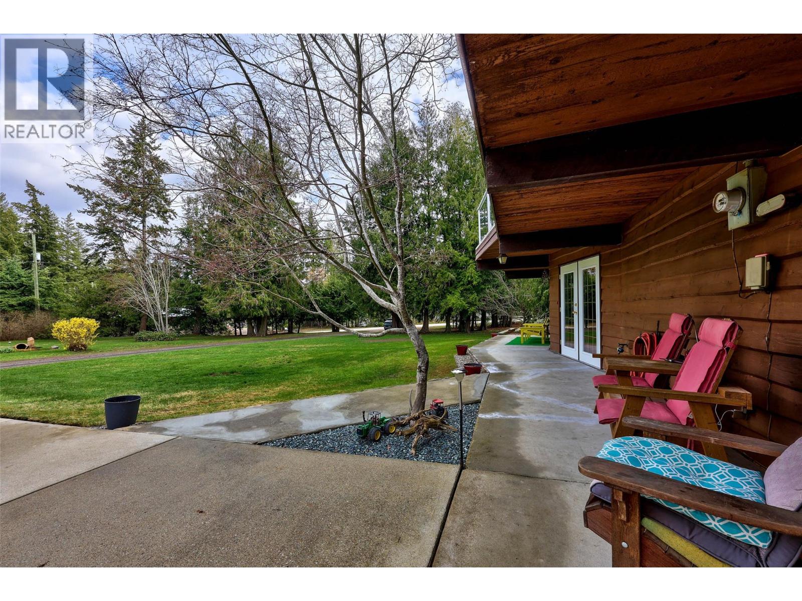 906 Dilworth Road, Sorrento, British Columbia  V0E 2W1 - Photo 37 - 10382690