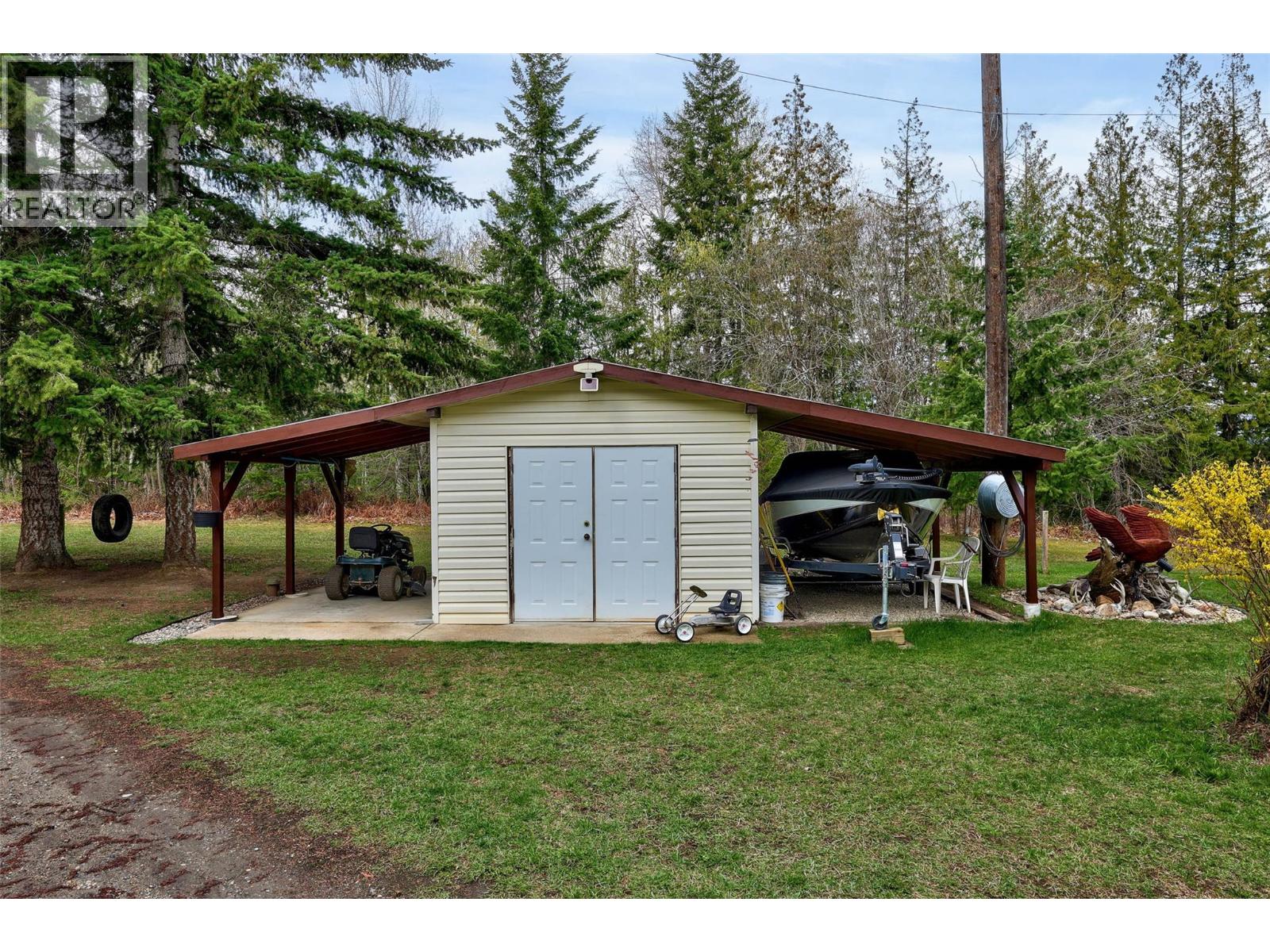 906 Dilworth Road, Sorrento, British Columbia  V0E 2W1 - Photo 38 - 10382690