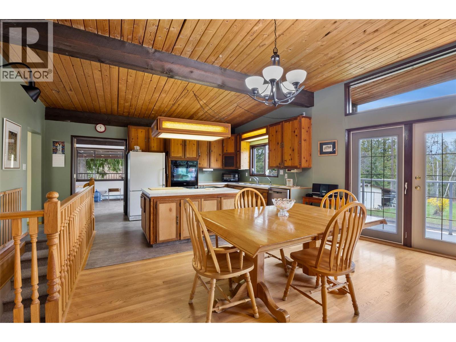 906 Dilworth Road, Sorrento, British Columbia  V0E 2W1 - Photo 9 - 10382690