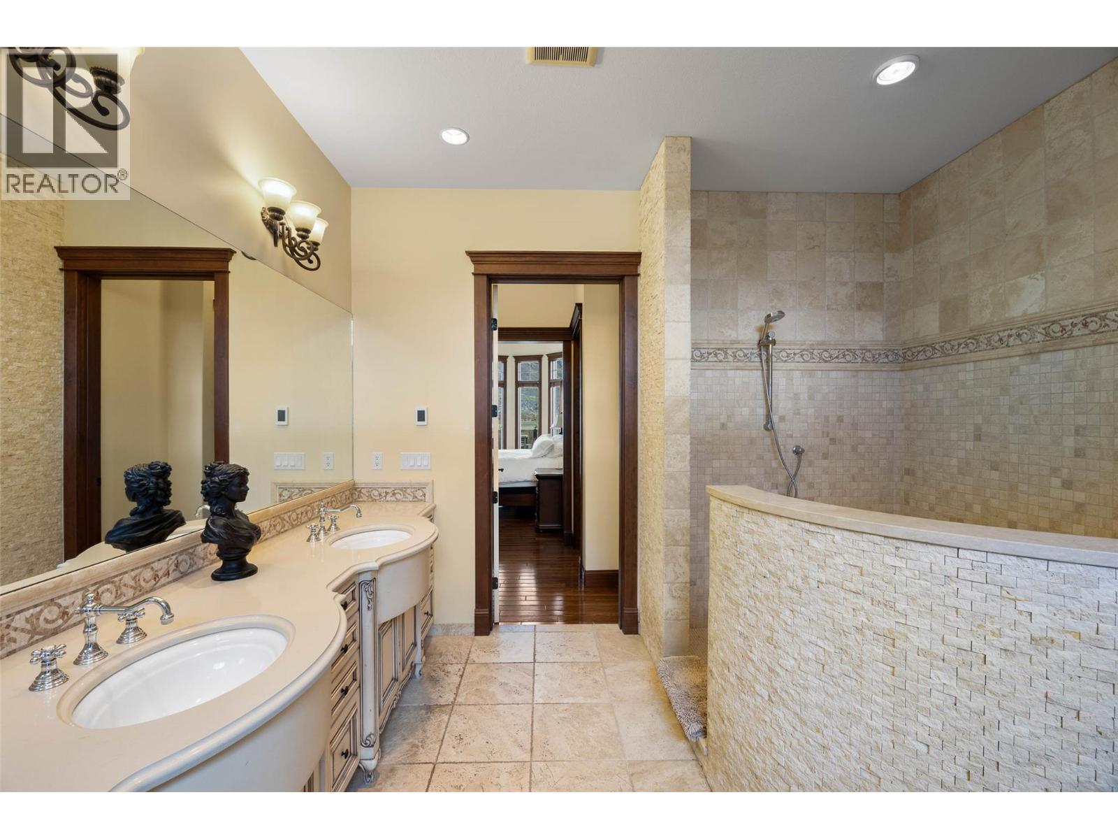 1580 Lorne Street, Kamloops, British Columbia  V2C 1X6 - Photo 33 - 10379425