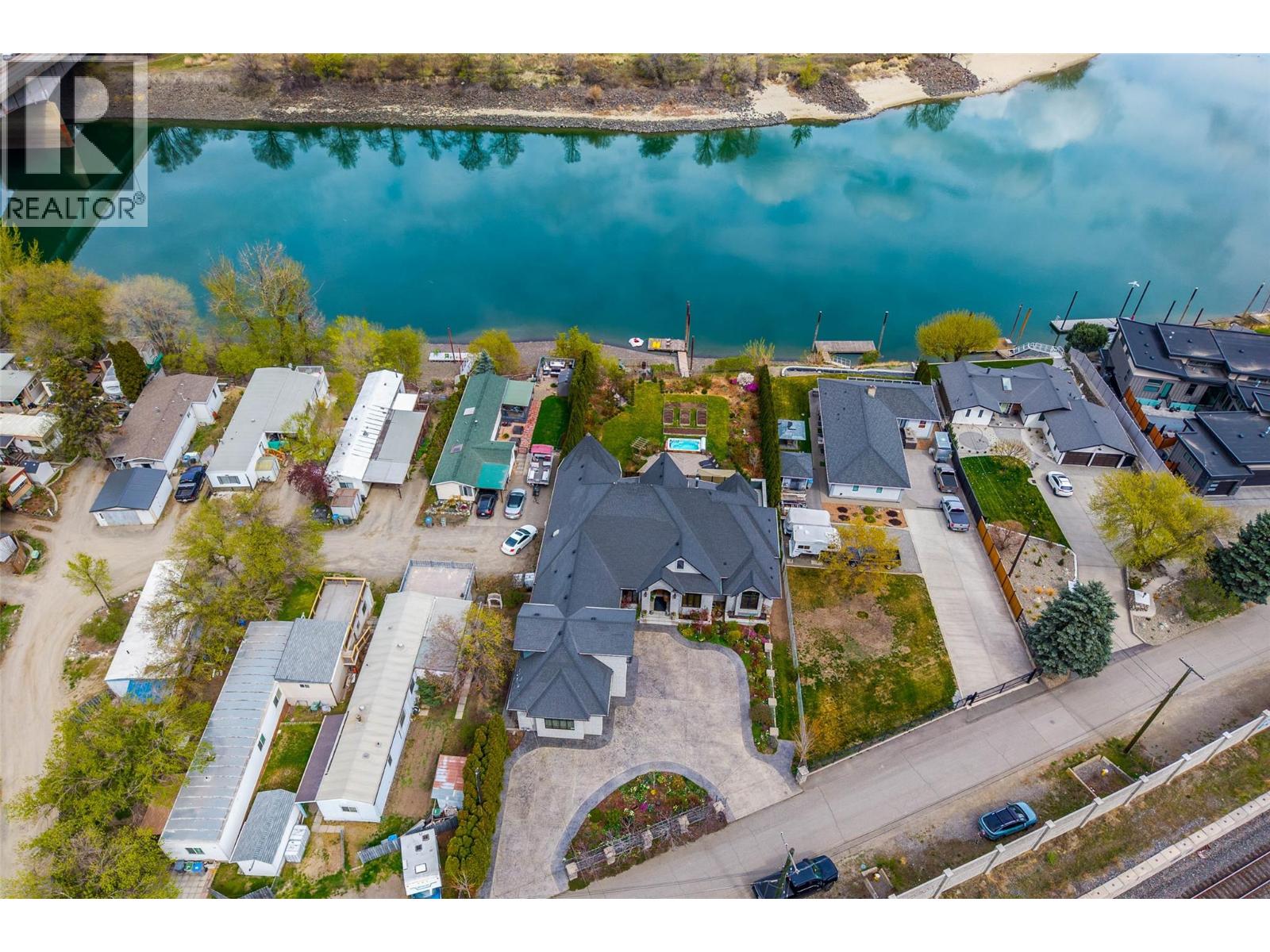 1580 Lorne Street, Kamloops, British Columbia  V2C 1X6 - Photo 90 - 10379425