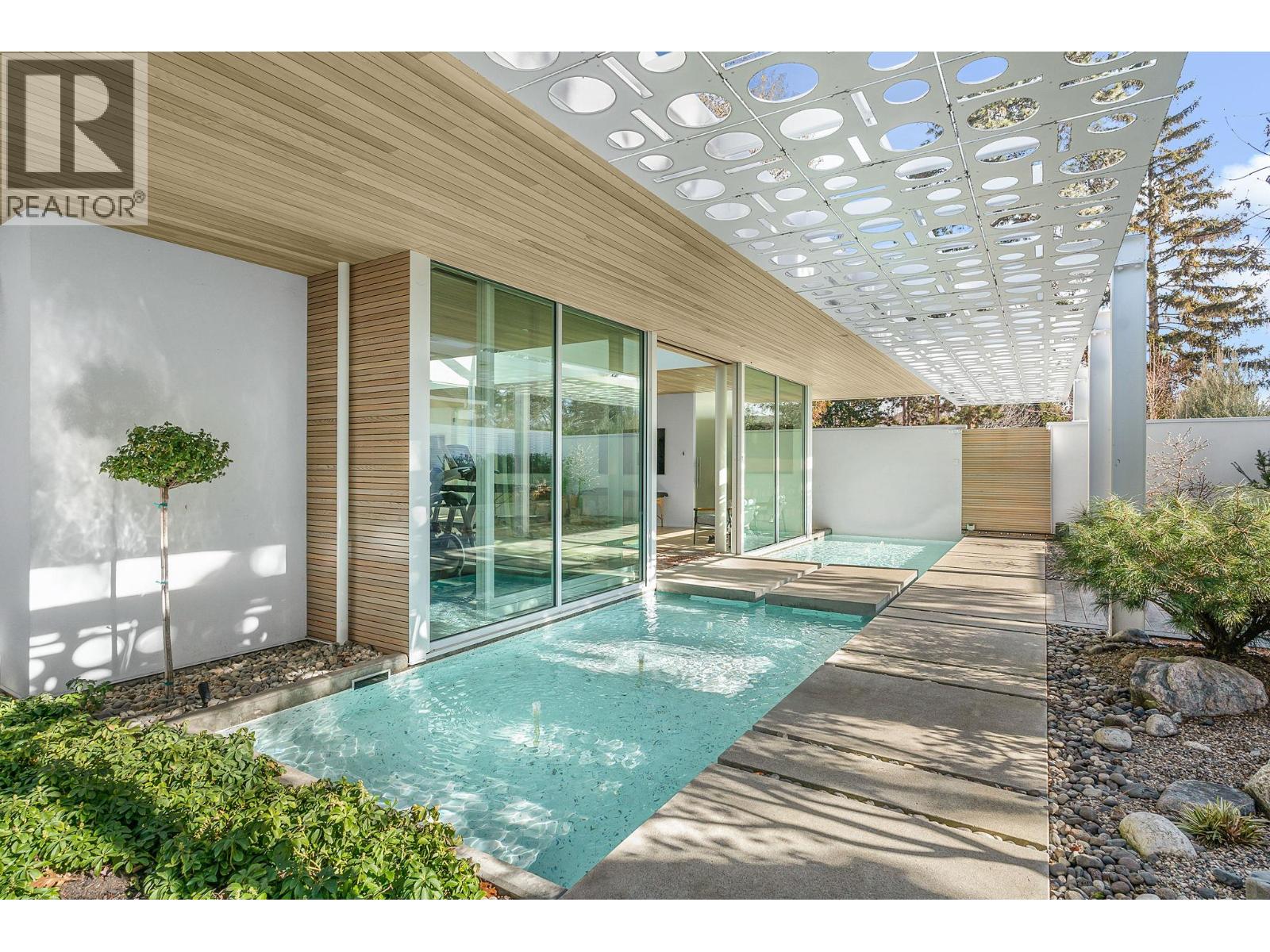 4110 Lakeshore Road, Kelowna, British Columbia  V1W 1V6 - Photo 1 - 10380863