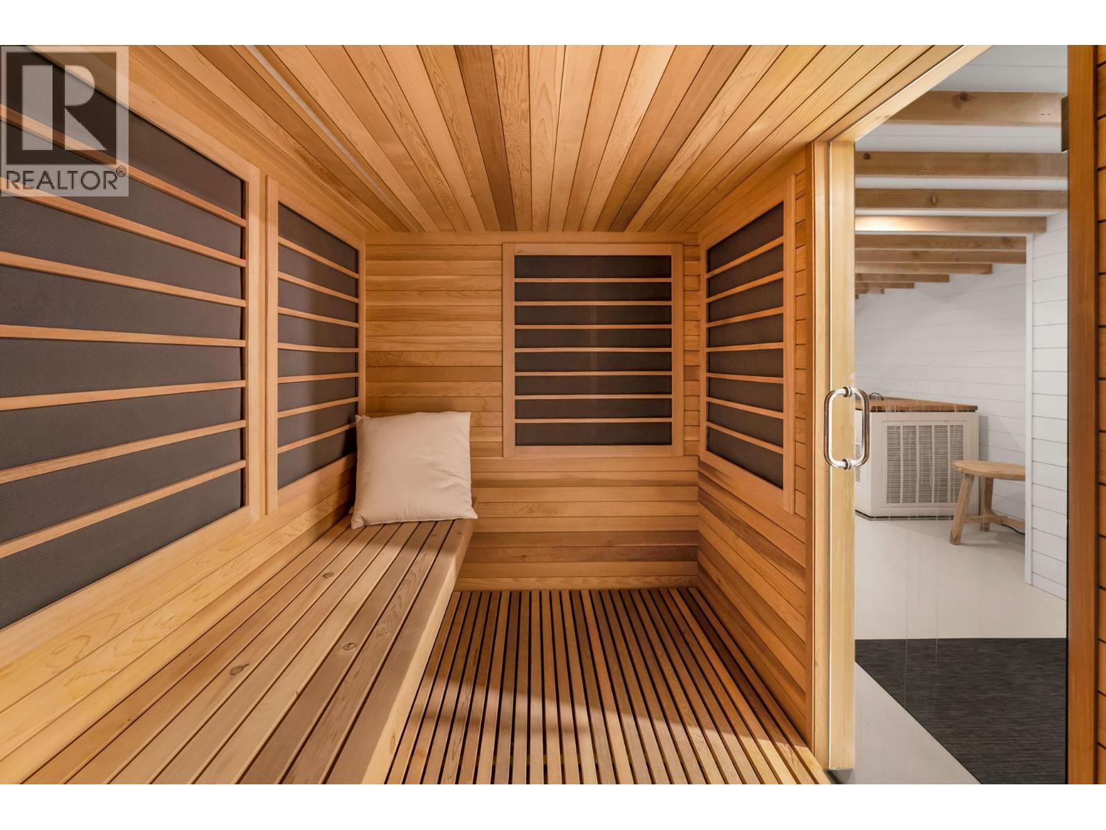 4110 Lakeshore Road, Kelowna, British Columbia  V1W 1V6 - Photo 13 - 10380863