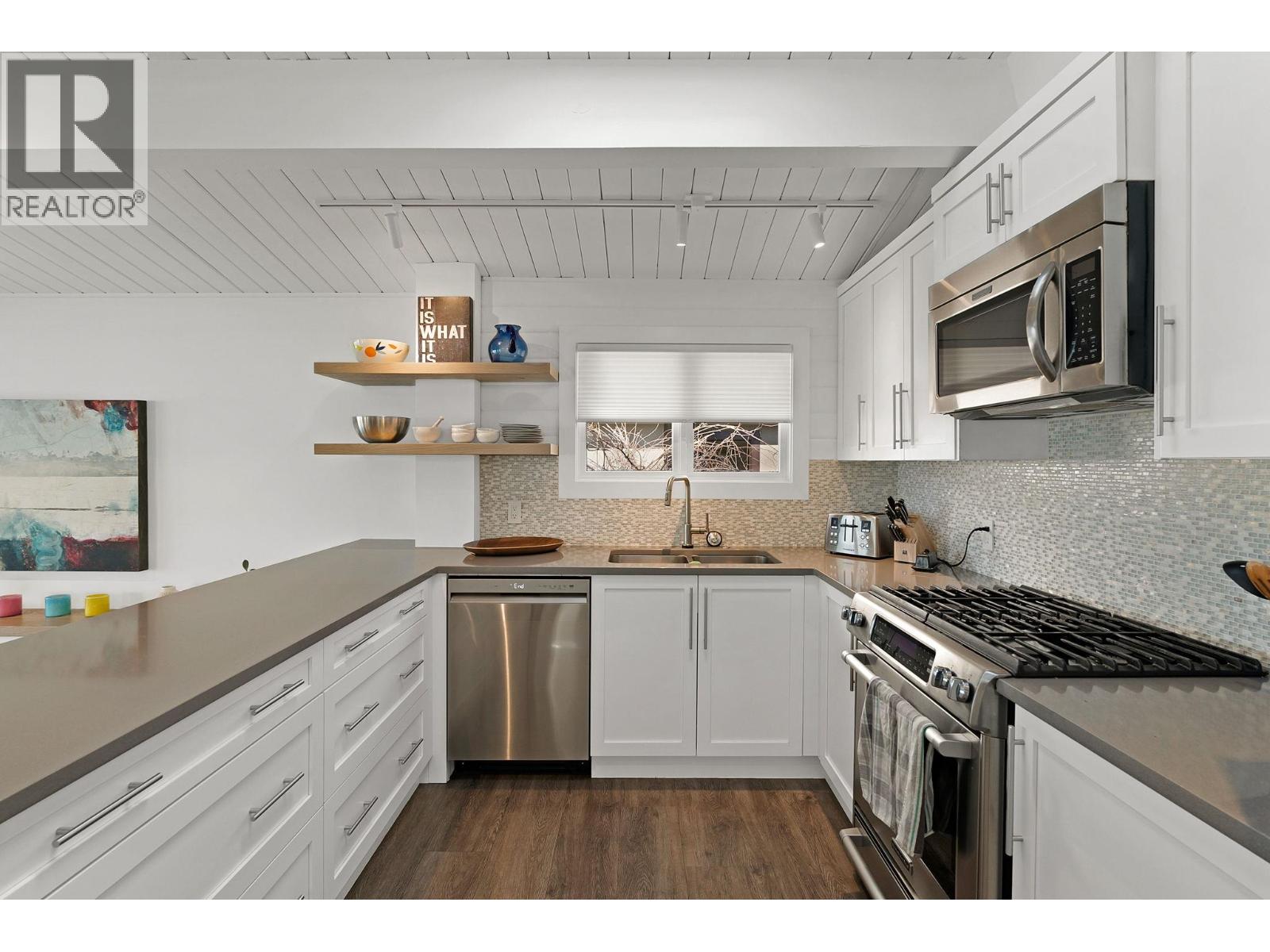 4110 Lakeshore Road, Kelowna, British Columbia  V1W 1V6 - Photo 37 - 10380863