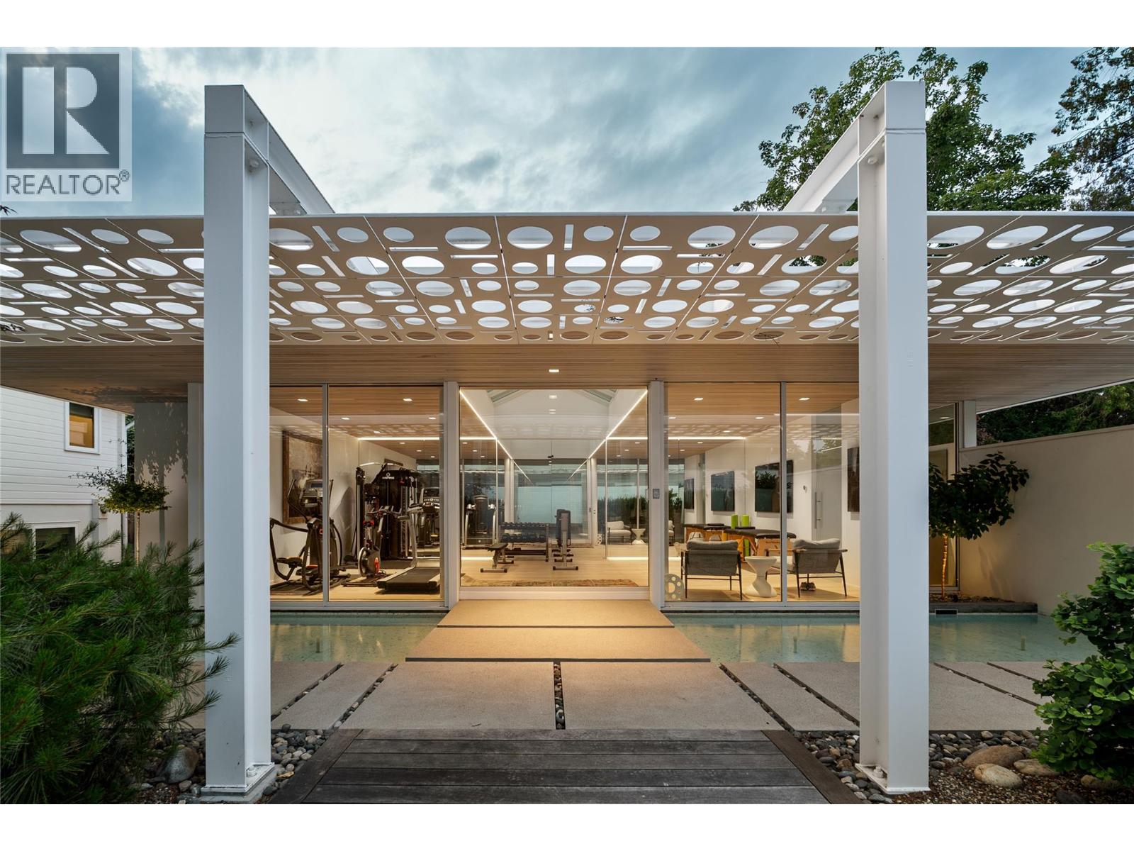 4110 Lakeshore Road, Kelowna, British Columbia  V1W 1V6 - Photo 4 - 10380863