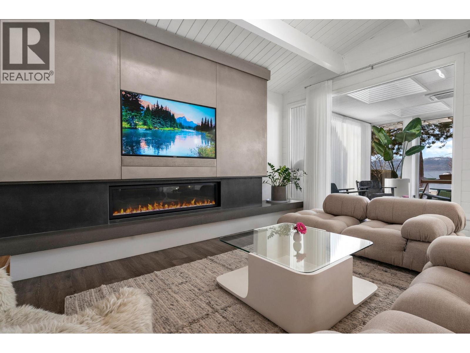 4110 Lakeshore Road, Kelowna, British Columbia  V1W 1V6 - Photo 40 - 10380863