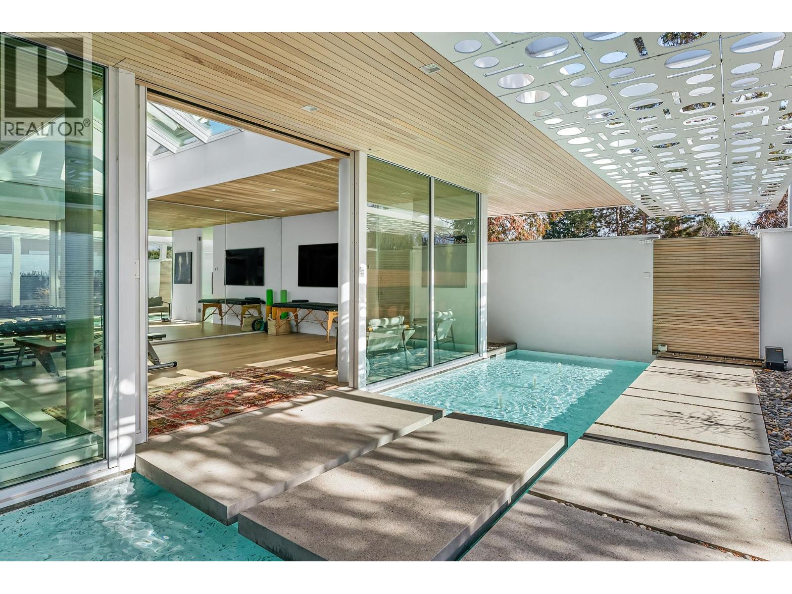 4110 Lakeshore Road, Kelowna, British Columbia  V1W 1V6 - Photo 5 - 10380863