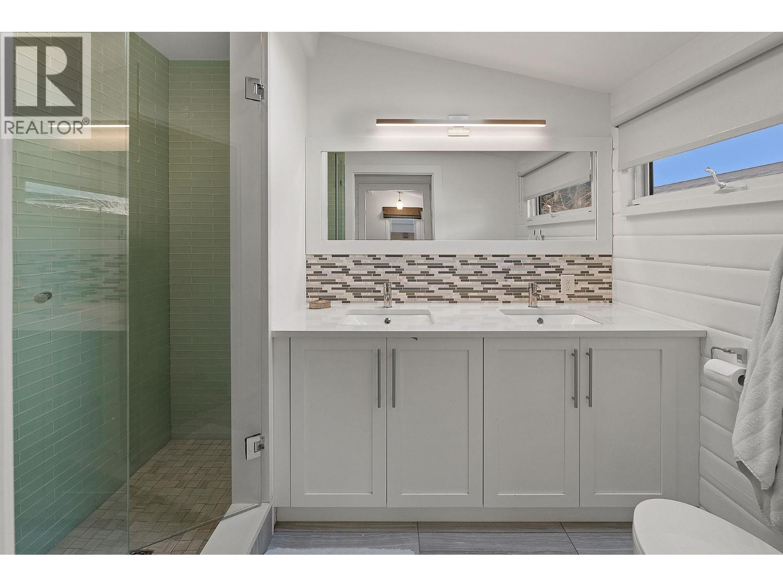 4110 Lakeshore Road, Kelowna, British Columbia  V1W 1V6 - Photo 56 - 10380863