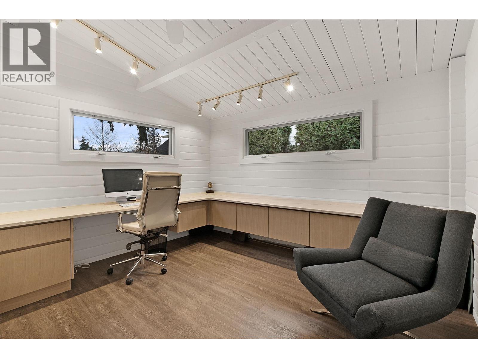 4110 Lakeshore Road, Kelowna, British Columbia  V1W 1V6 - Photo 60 - 10380863