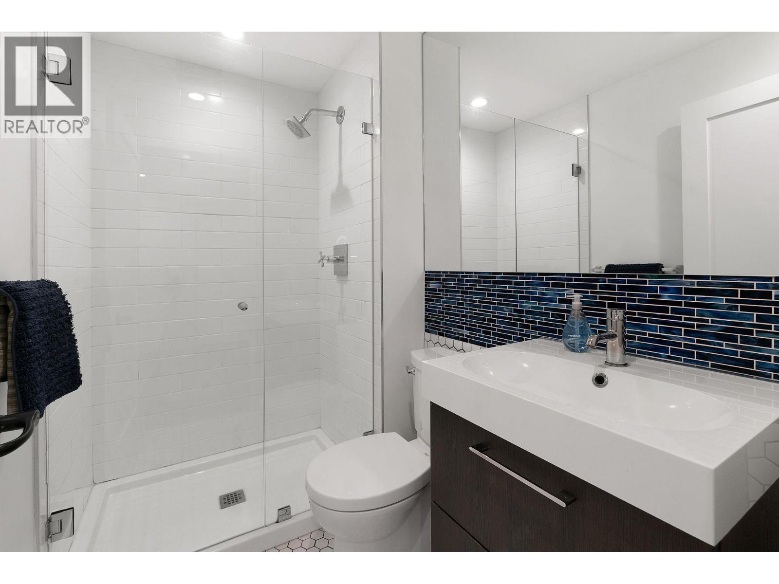 4110 Lakeshore Road, Kelowna, British Columbia  V1W 1V6 - Photo 65 - 10380863