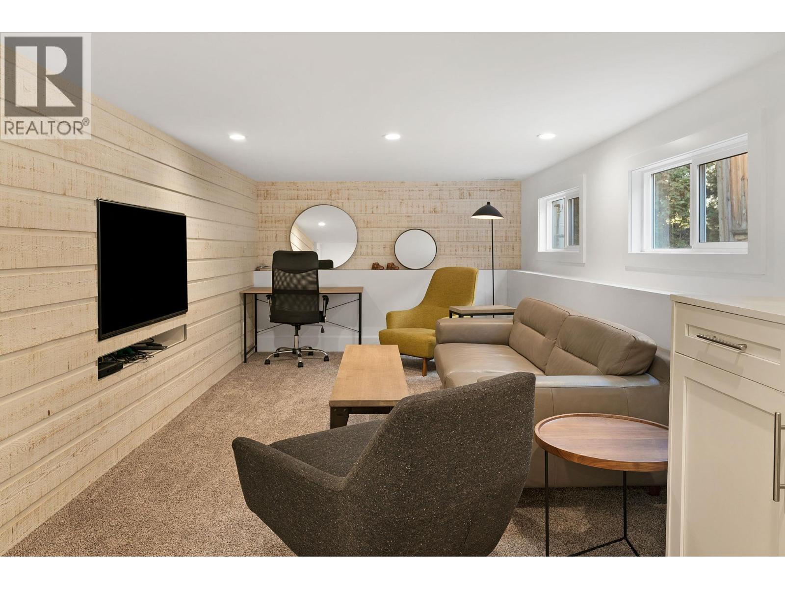 4110 Lakeshore Road, Kelowna, British Columbia  V1W 1V6 - Photo 72 - 10380863