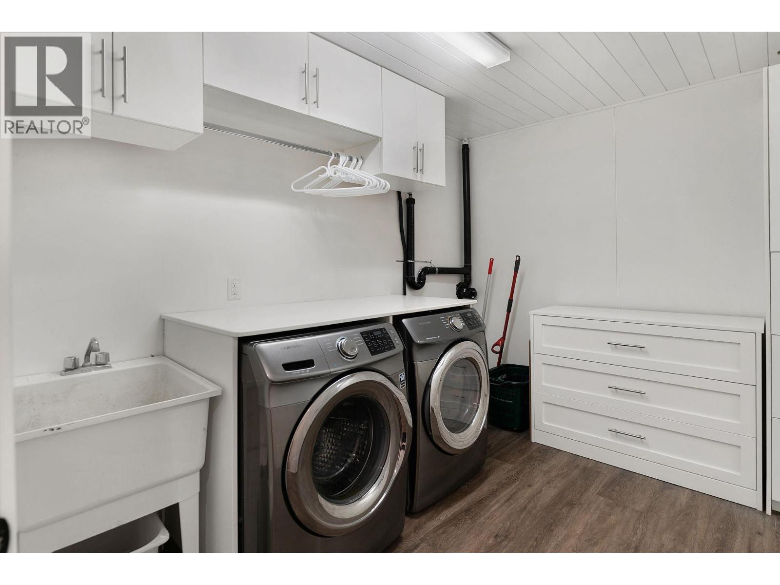 4110 Lakeshore Road, Kelowna, British Columbia  V1W 1V6 - Photo 74 - 10380863