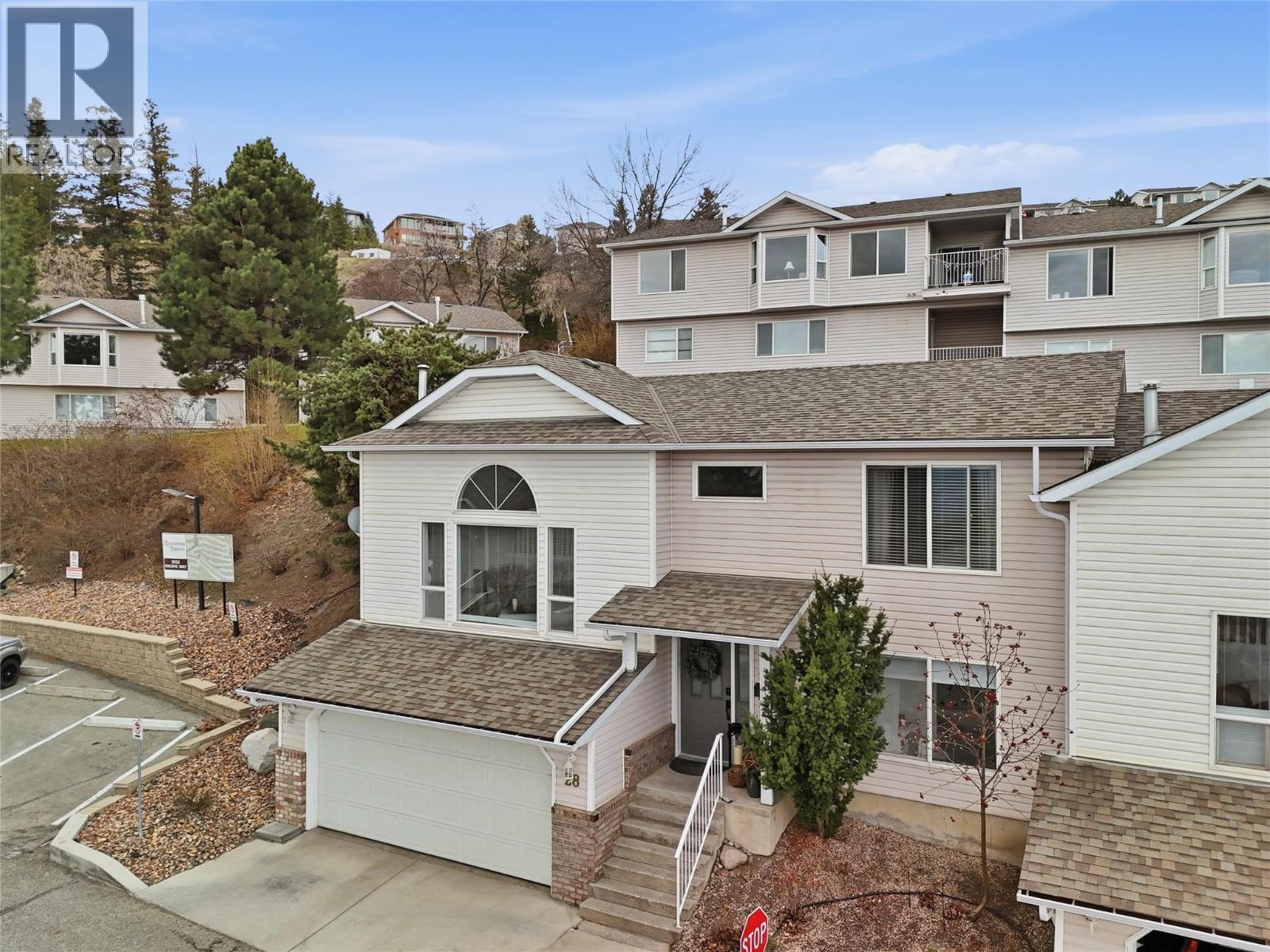 2022 Pacific Way Unit# 28, Kamloops, British Columbia  V1S 1T1 - Photo 1 - 10383424