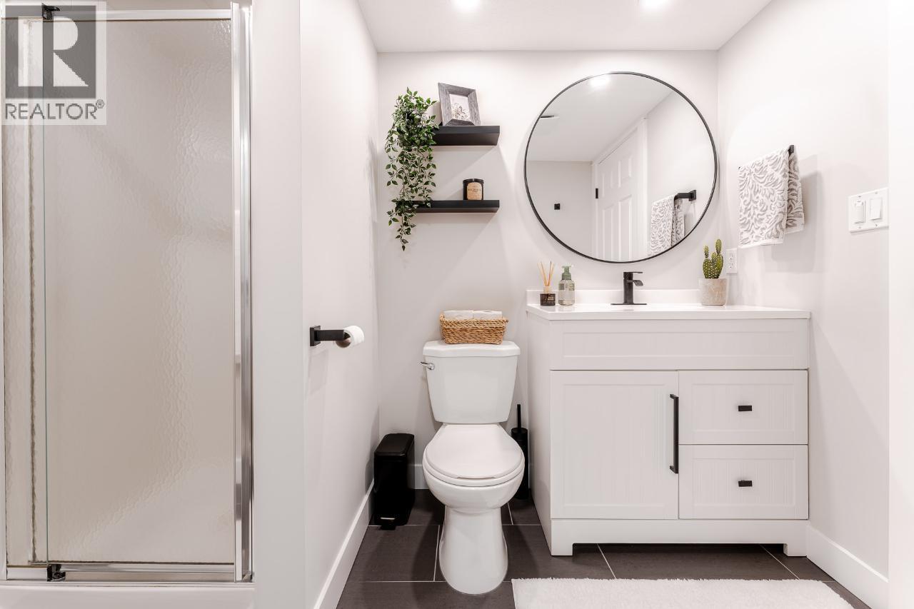 2022 Pacific Way Unit# 28, Kamloops, British Columbia  V1S 1T1 - Photo 30 - 10383424