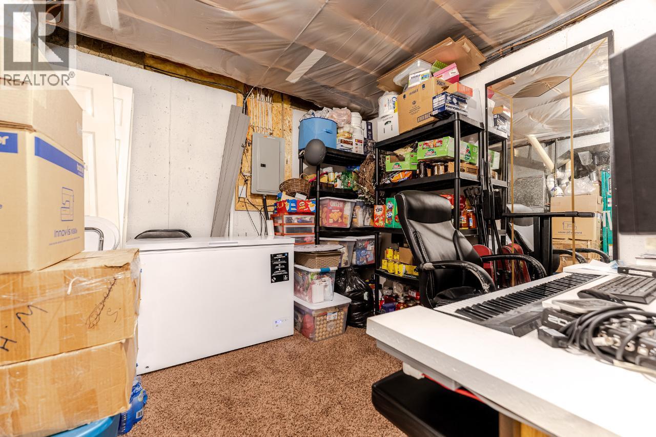 2022 Pacific Way Unit# 28, Kamloops, British Columbia  V1S 1T1 - Photo 36 - 10383424