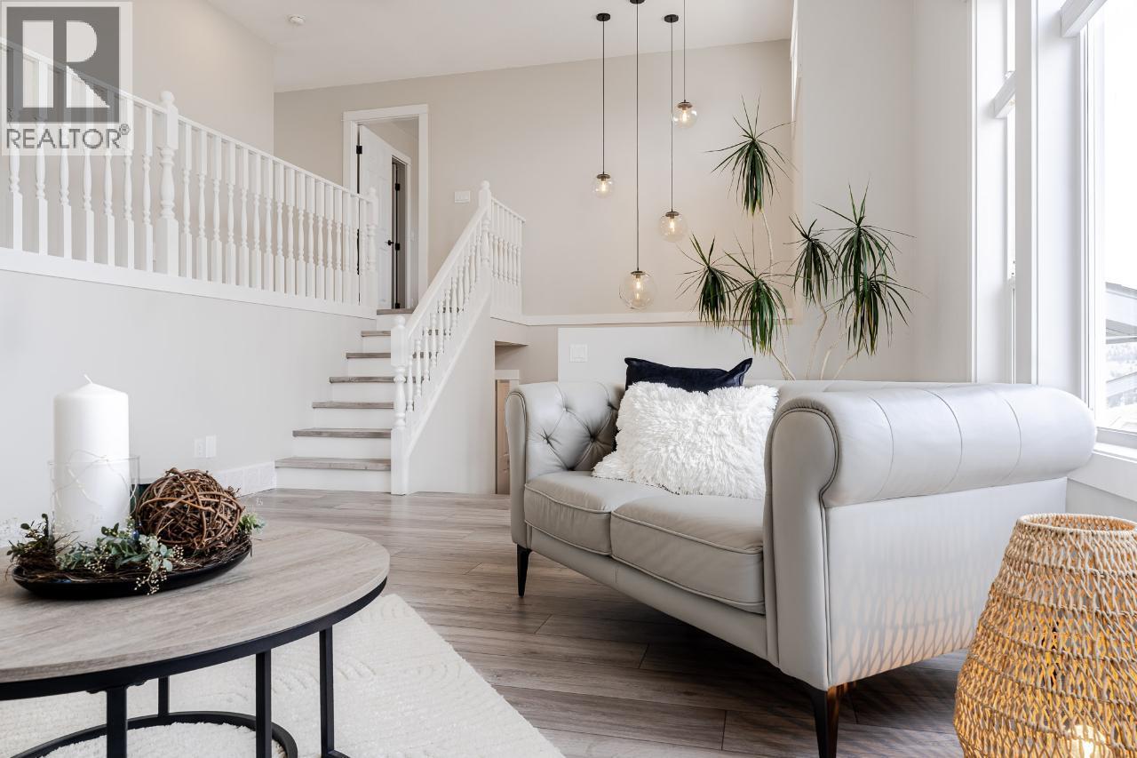 2022 Pacific Way Unit# 28, Kamloops, British Columbia  V1S 1T1 - Photo 7 - 10383424