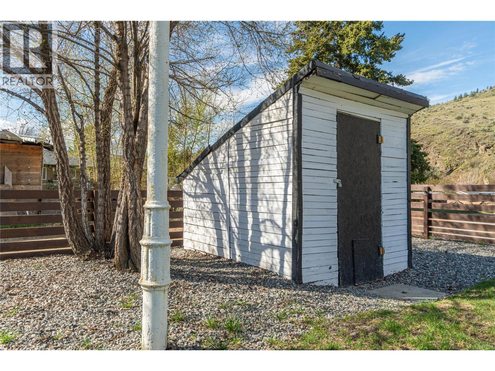 857 Mayne Road, Kamloops, British Columbia  V2B 6H4 - Photo 48 - 10383322