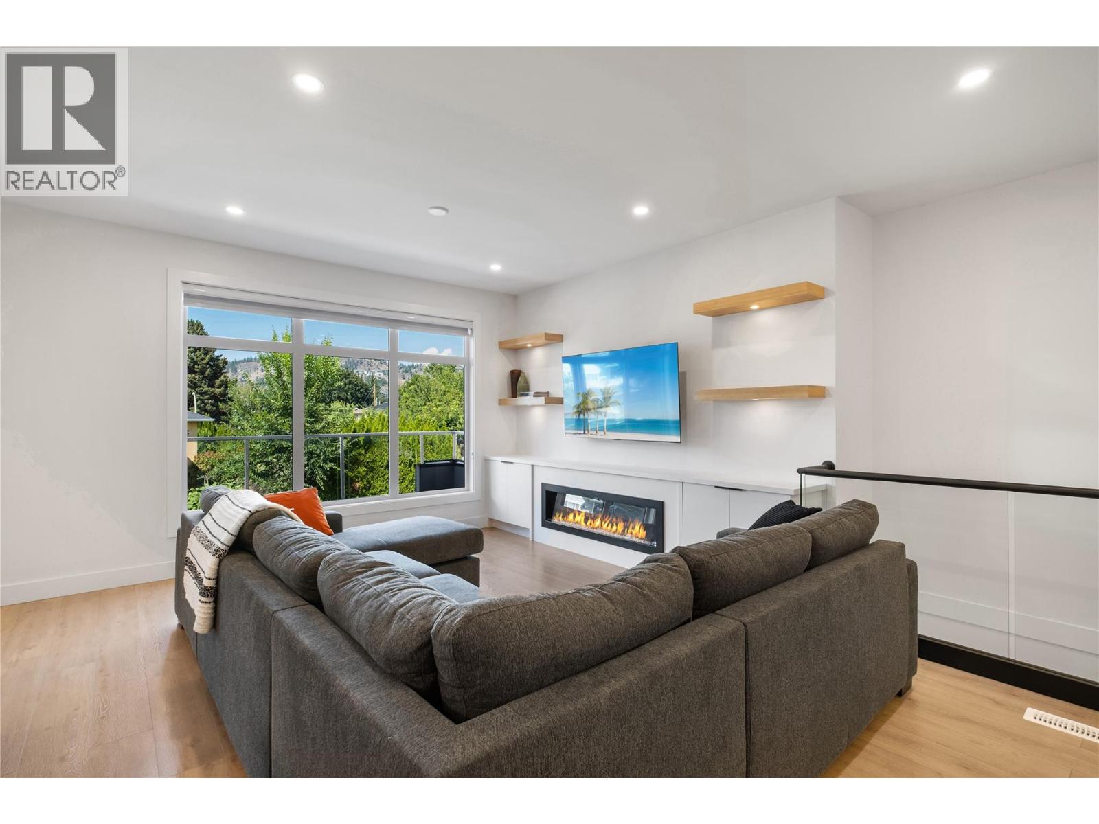 1452 Ethel Street Unit# 2, Kelowna, British Columbia  V1Y 2X7 - Photo 5 - 10375262