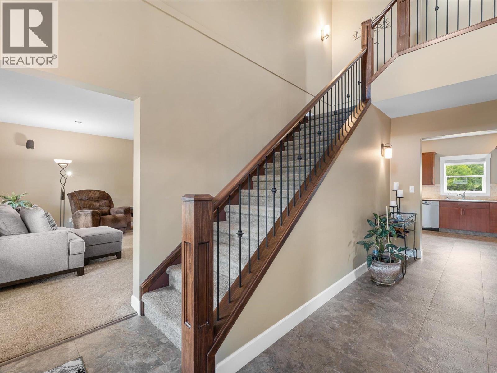 3550 Benvoulin Road, Kelowna, British Columbia  V1W 4M6 - Photo 8 - 10383498